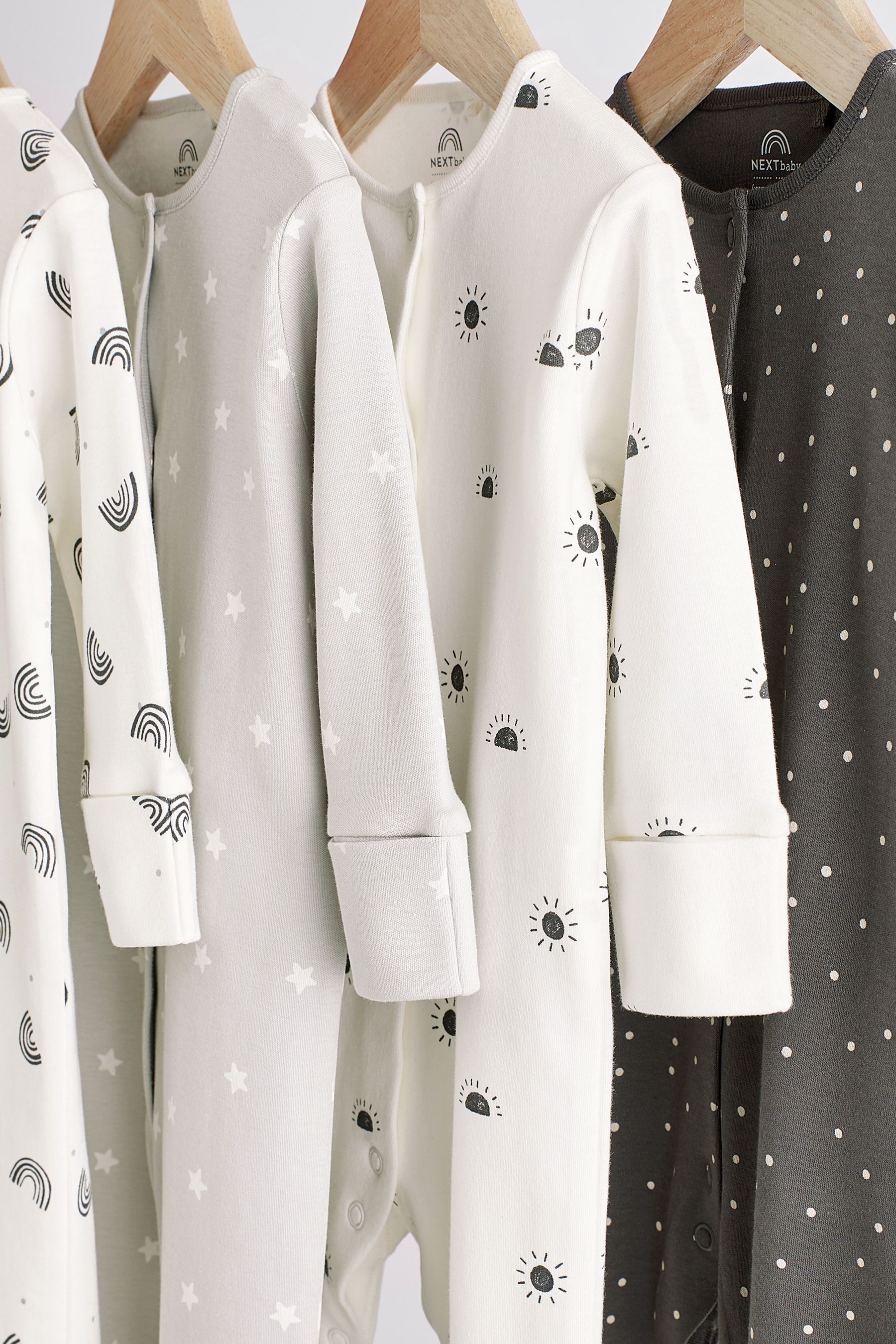 Monochrome sleepsuits 2025
