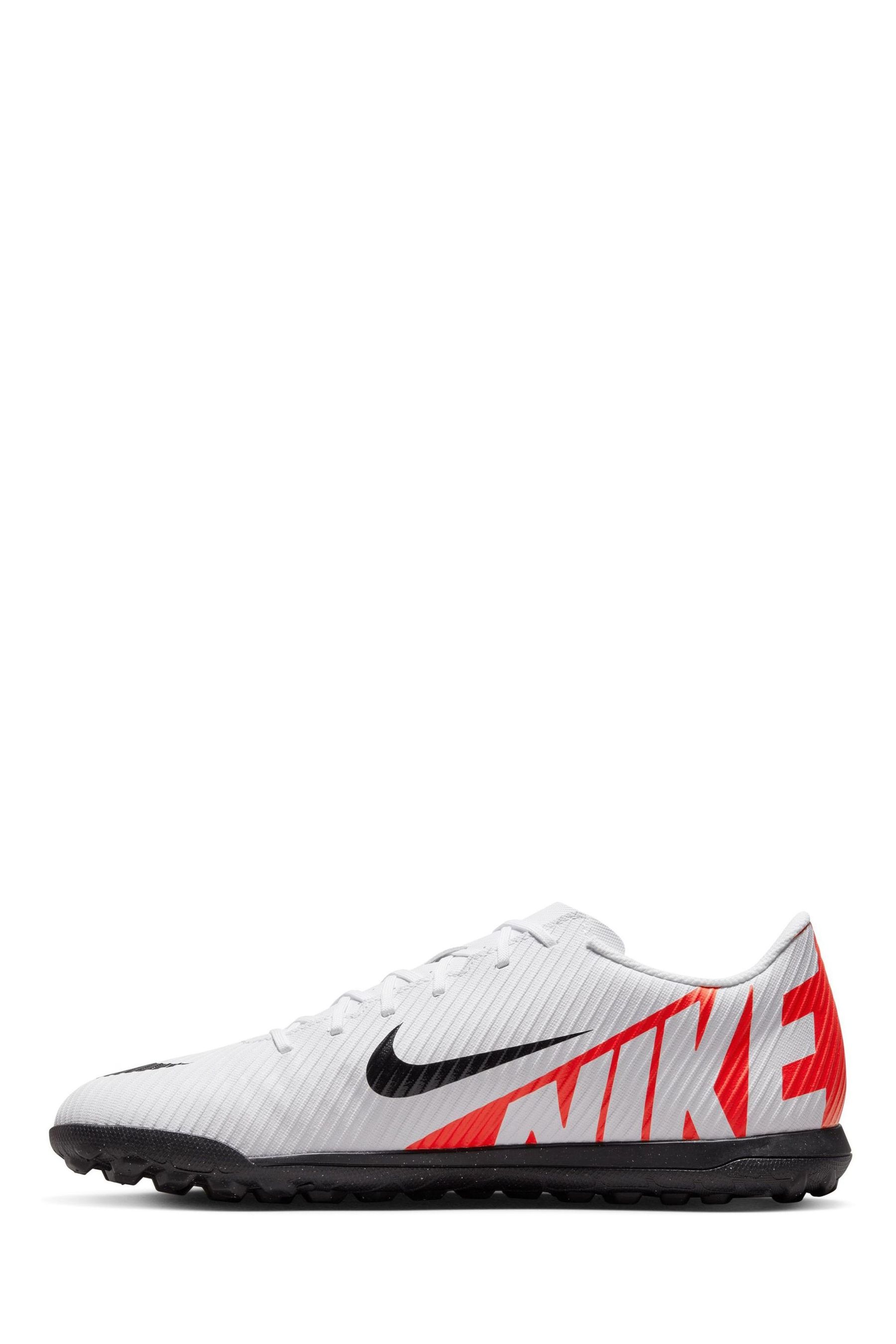Nike store red mercurial