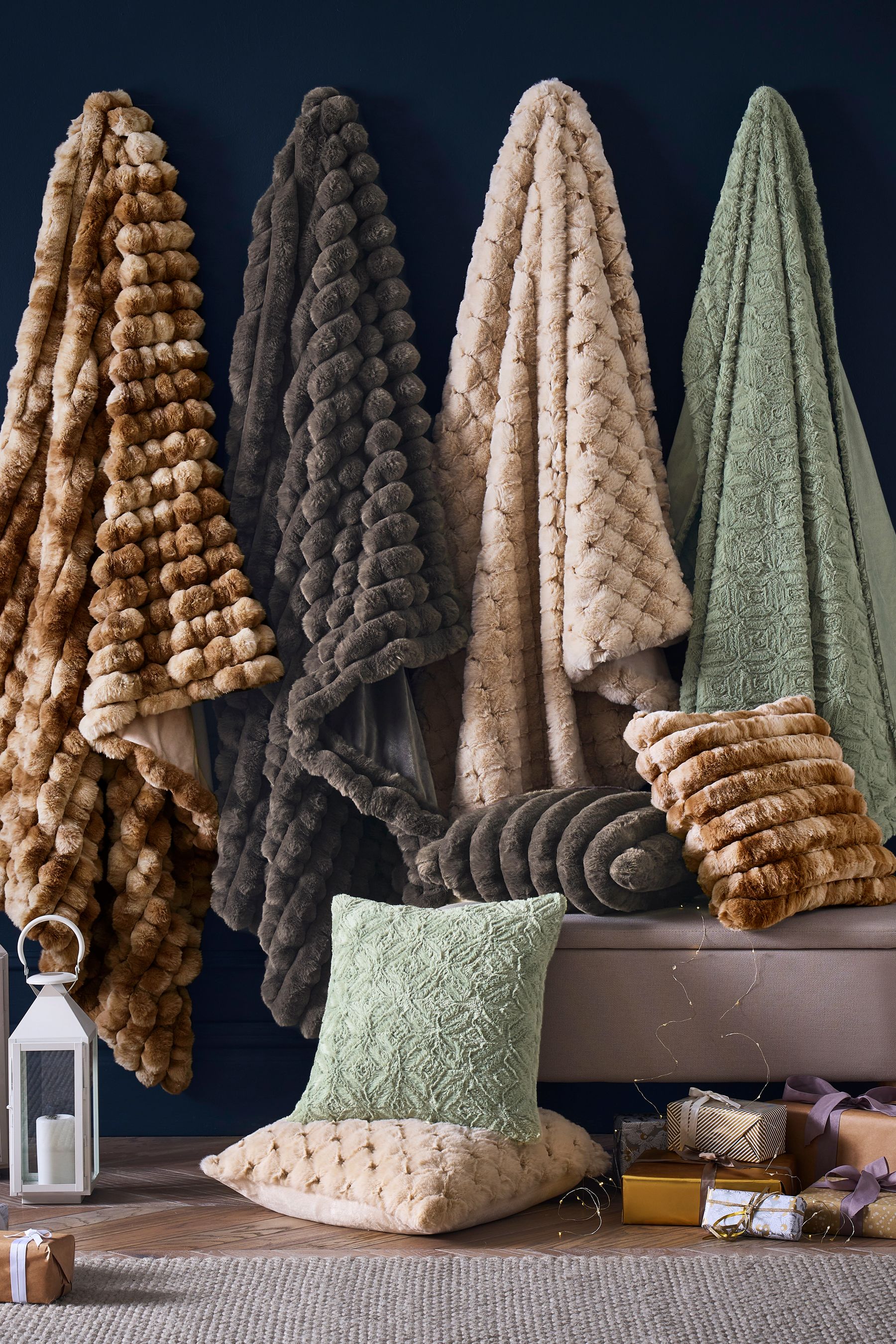 Faux fur floor pillow clearance