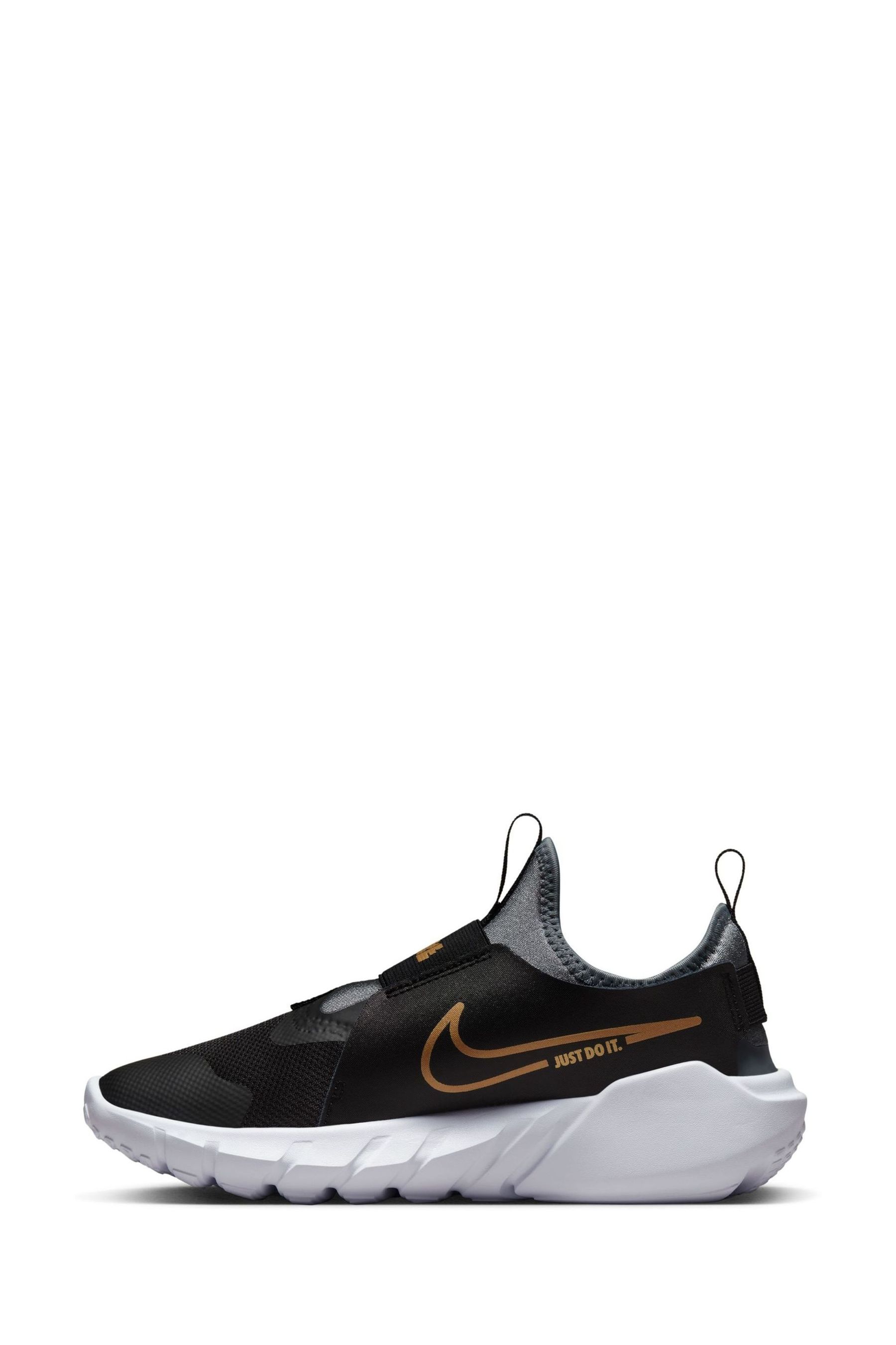 Nike black and gold runners store