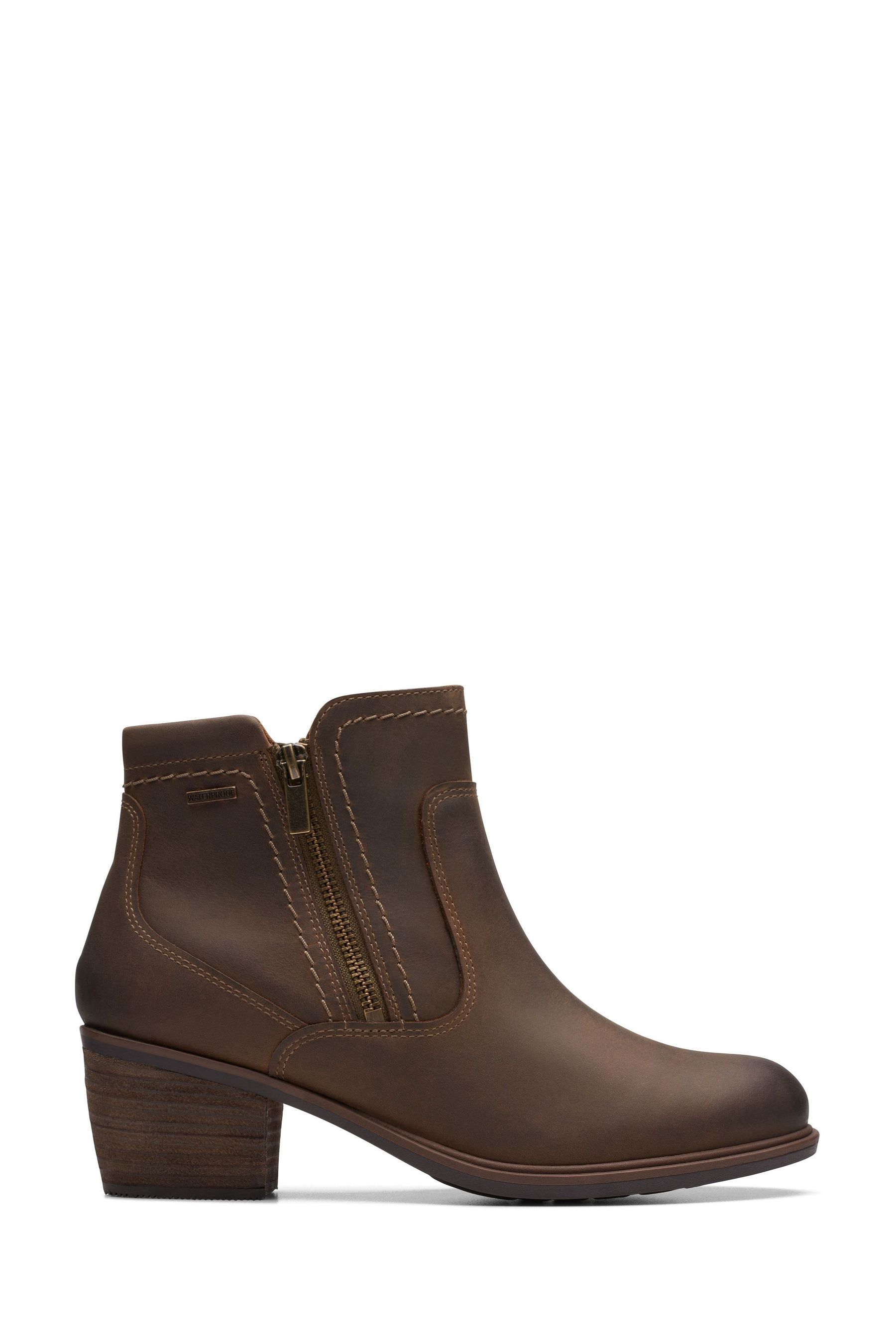 Clarks women's best sale shower rain boot