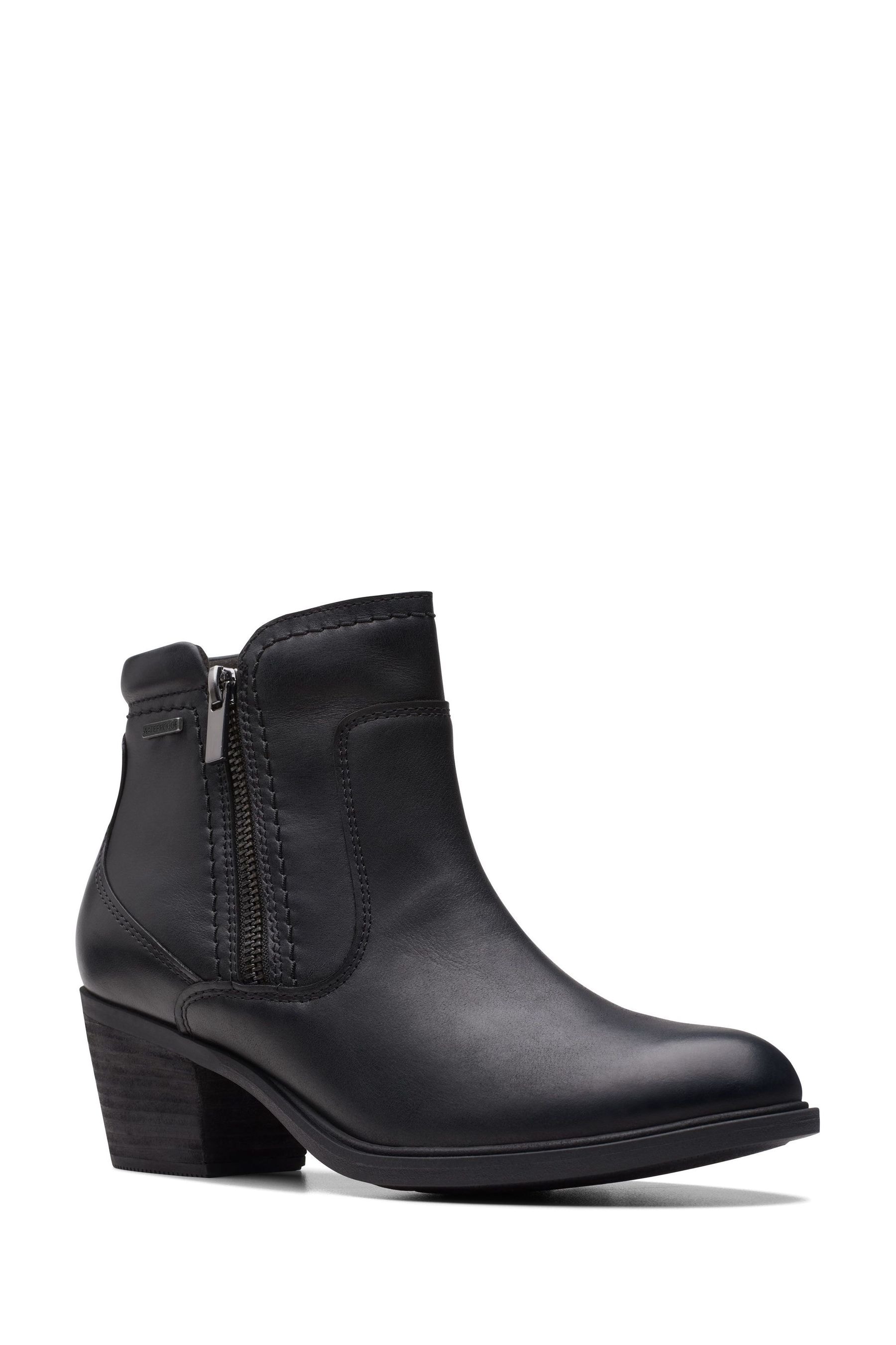 Clarks shop fringe boots
