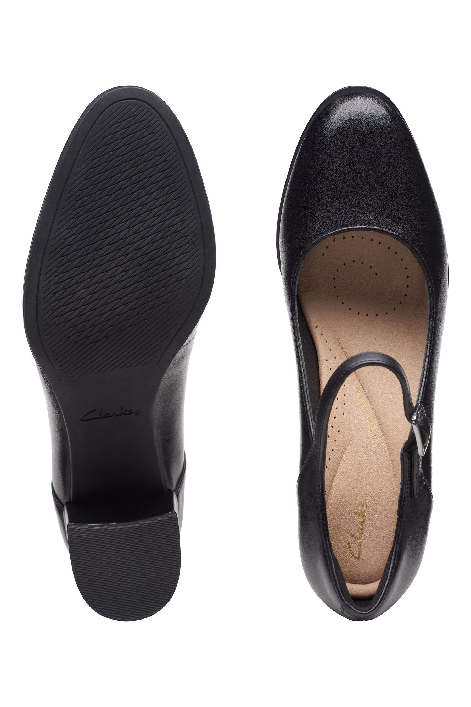 Clarks outlet wide fit on sale