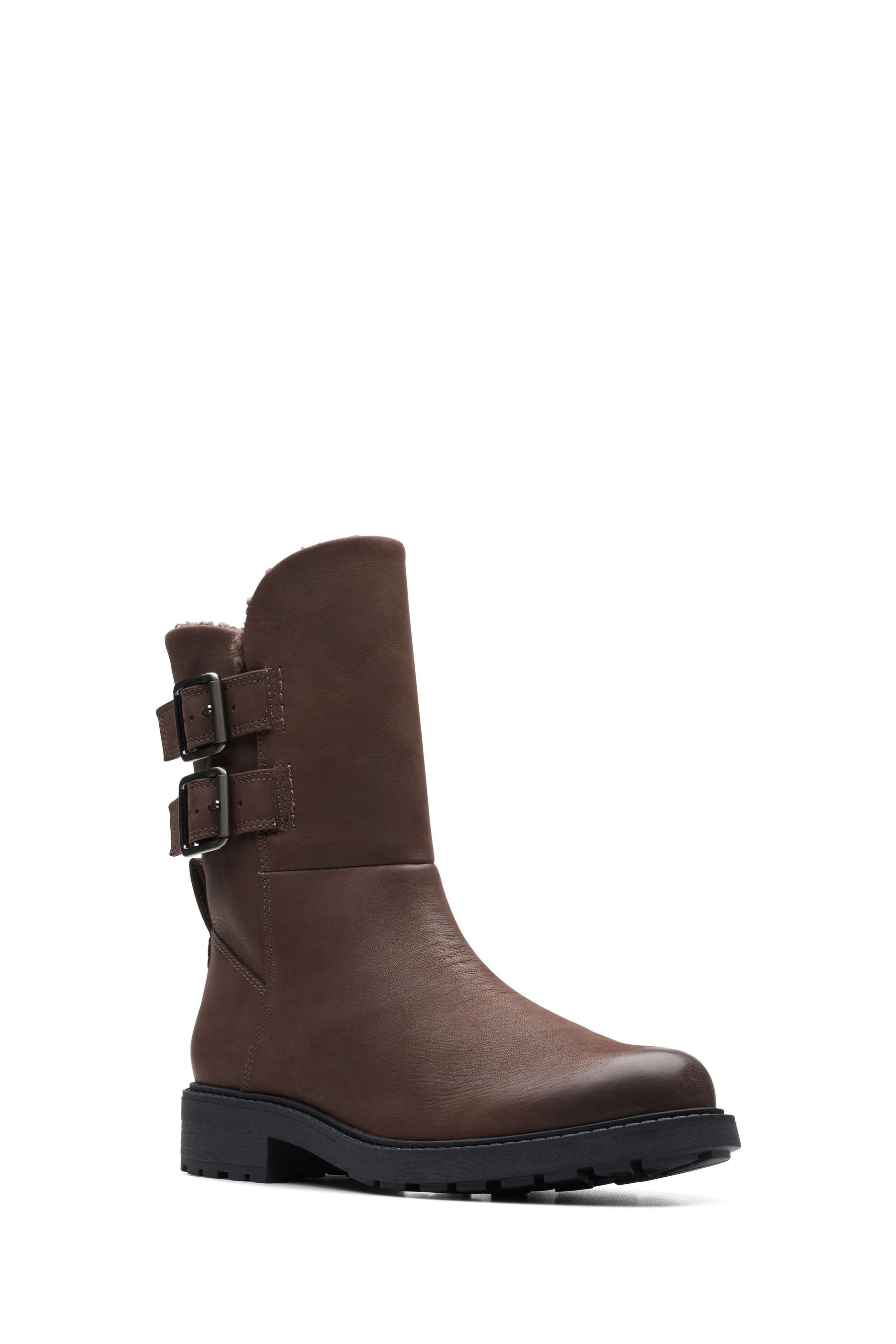 Clarks boots uk online store