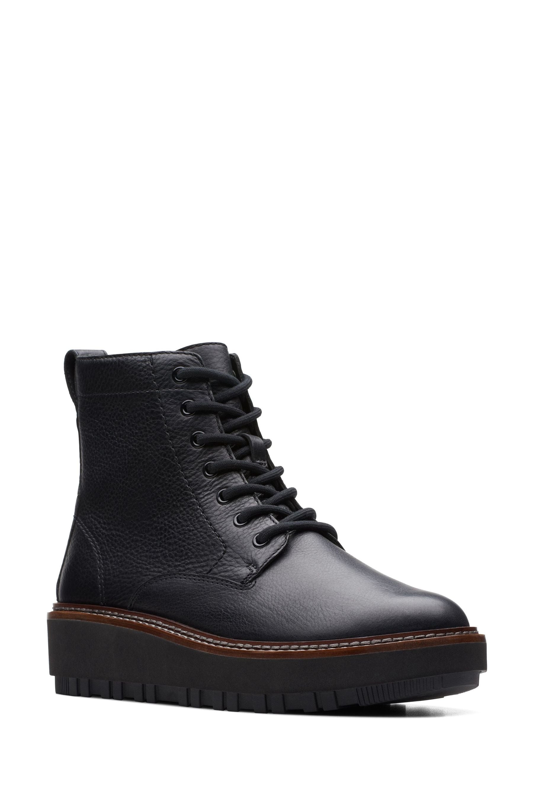 Clarks black deals leather boots