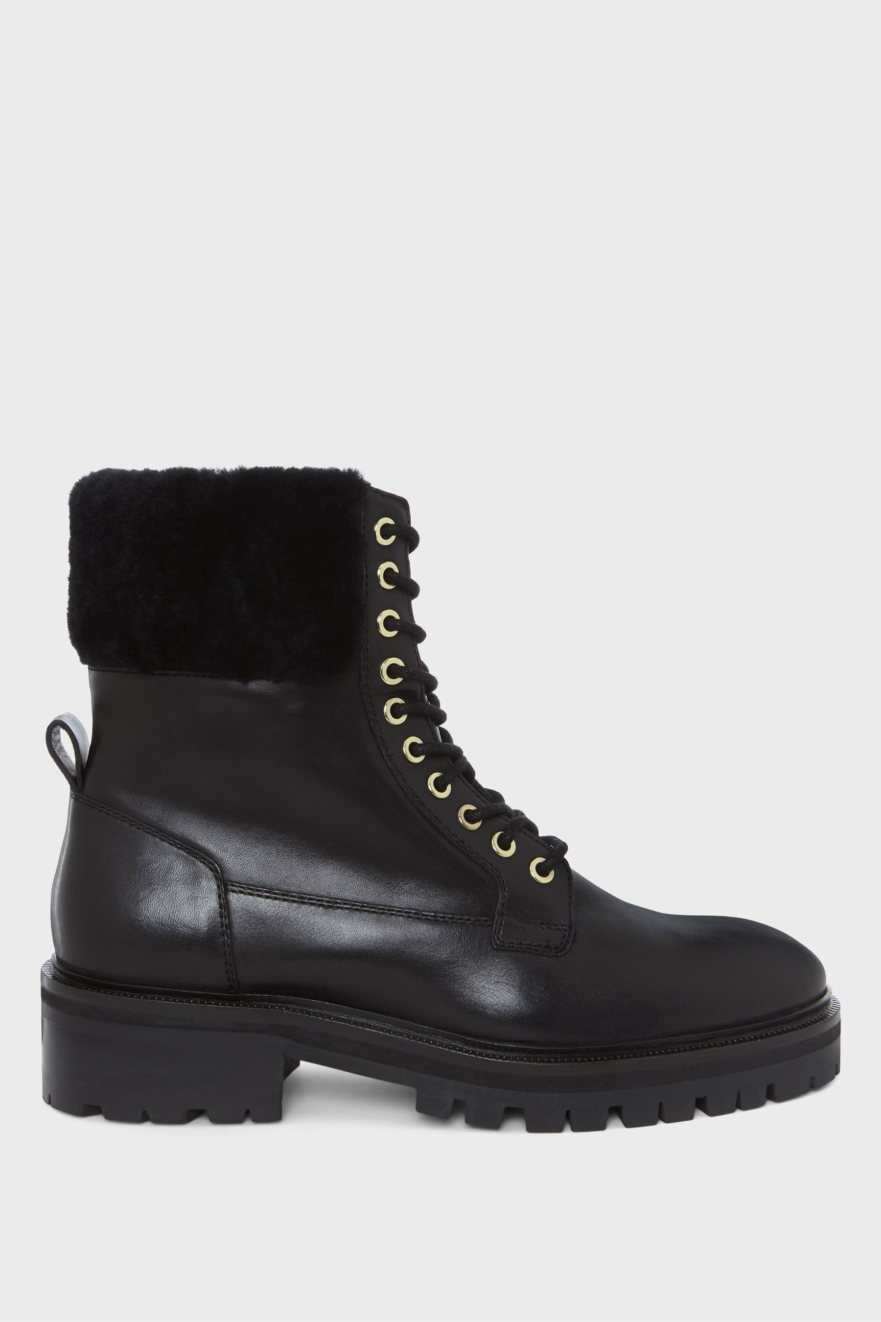 Hobbs nicole boot online