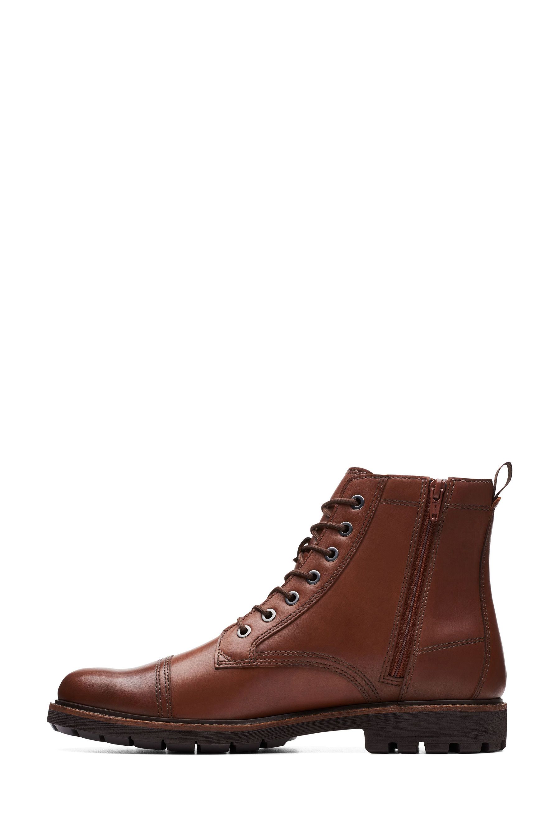 Clarks batcombe boots top