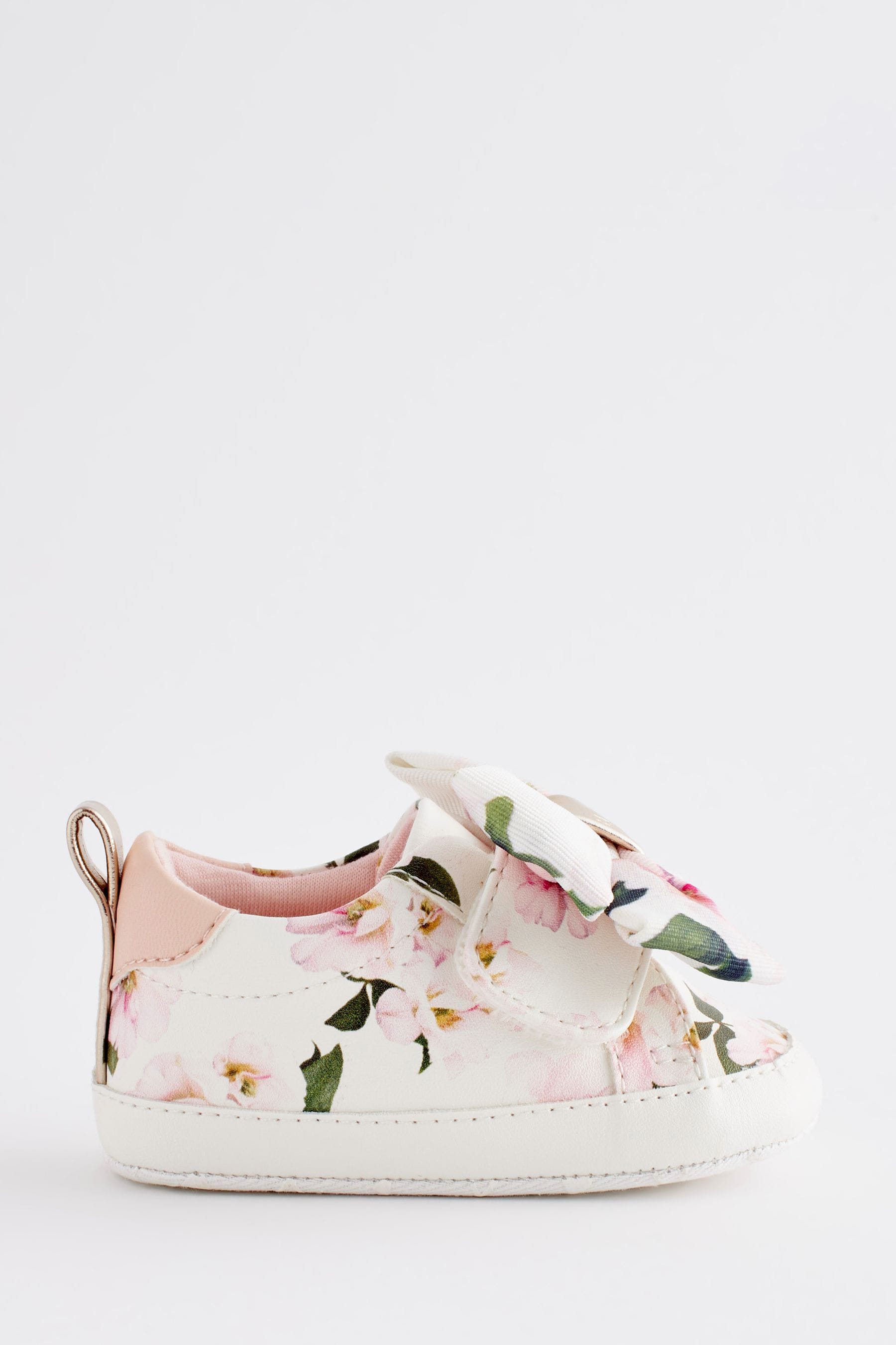 Ted baker childrens trainers sales