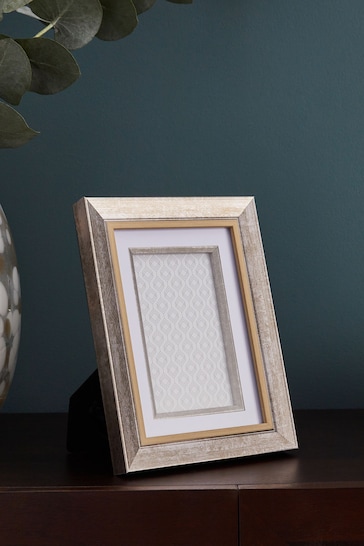 Silver Chic Mounted Photo Frame