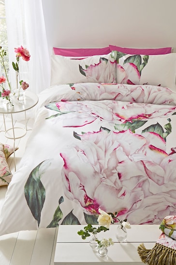 Voyage Set of 2 Pink Parcevall Peony Pillowcases