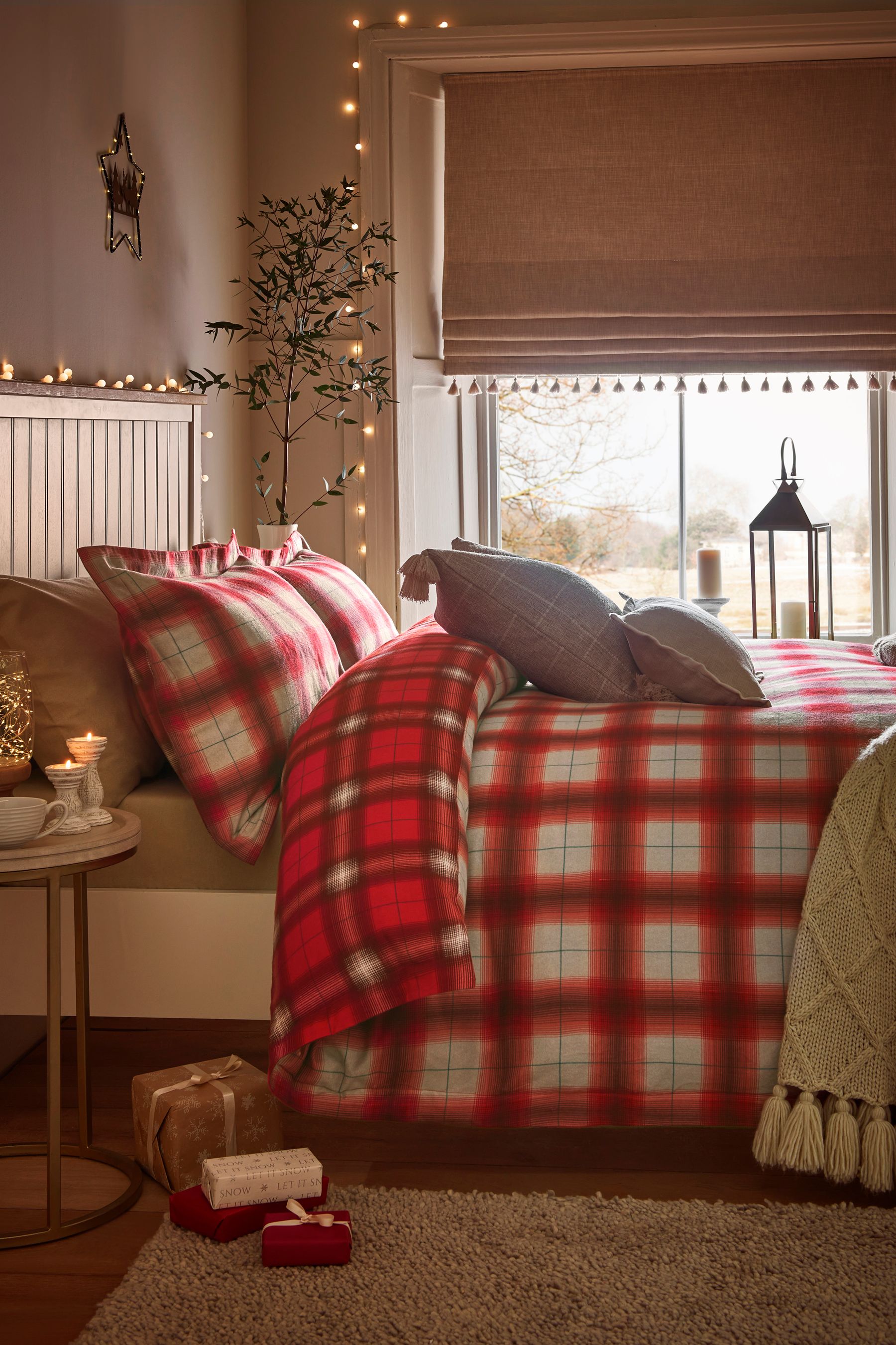 Christmas top plaid pillowcases