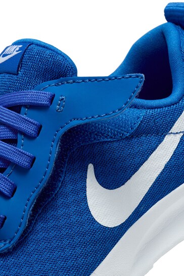 light blue nike tanjun