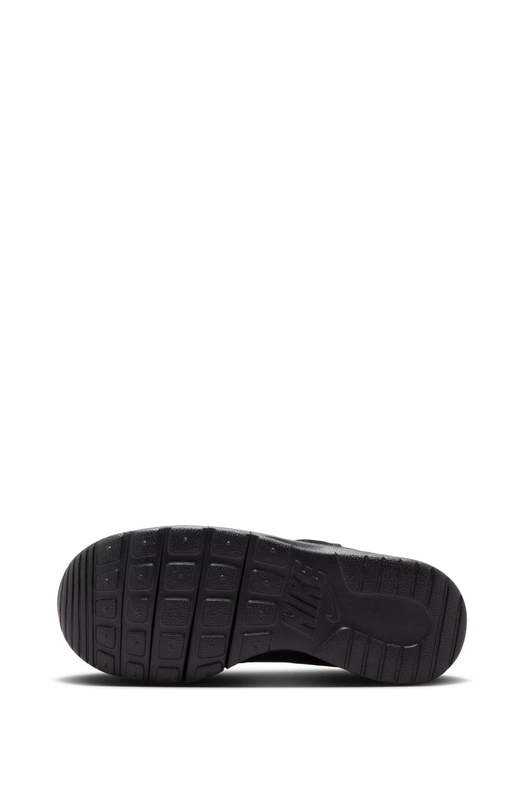 Nike tanjun junior trainers top black