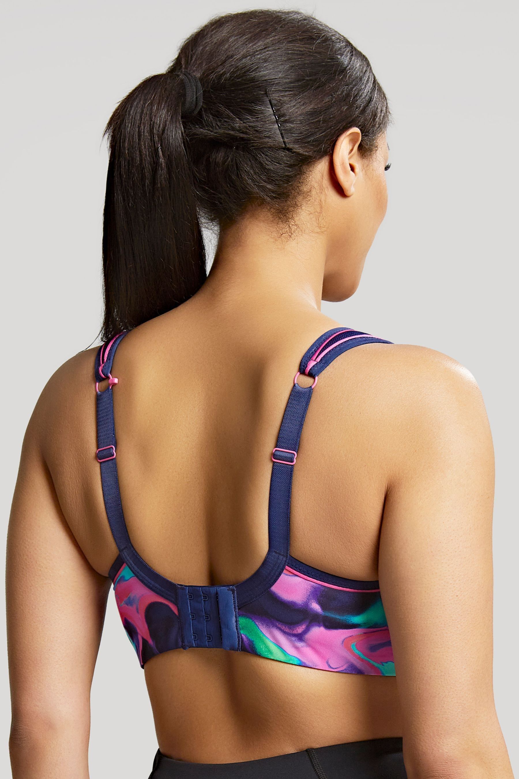 Moulded sports on sale bra