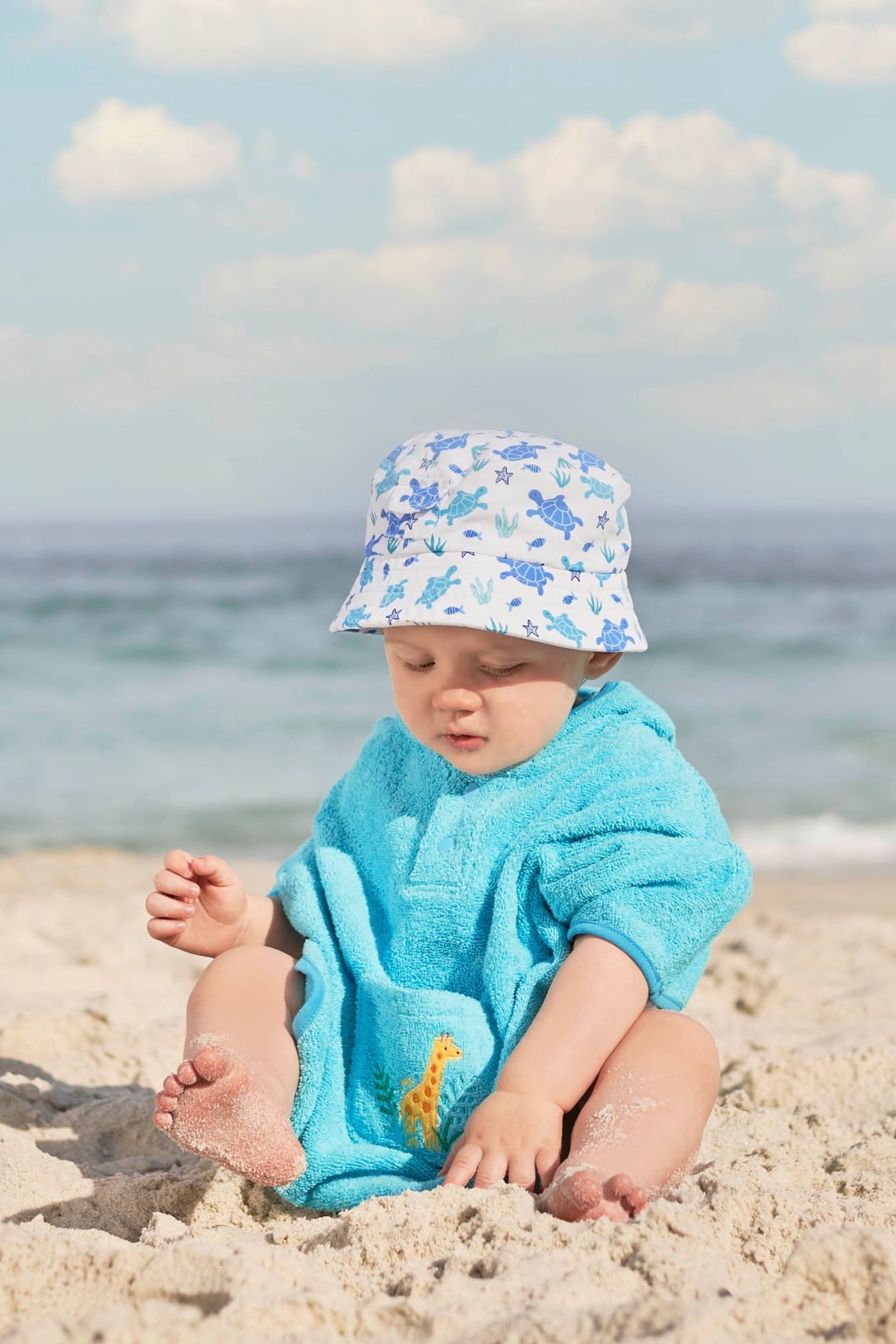Baby blue sale sun hat
