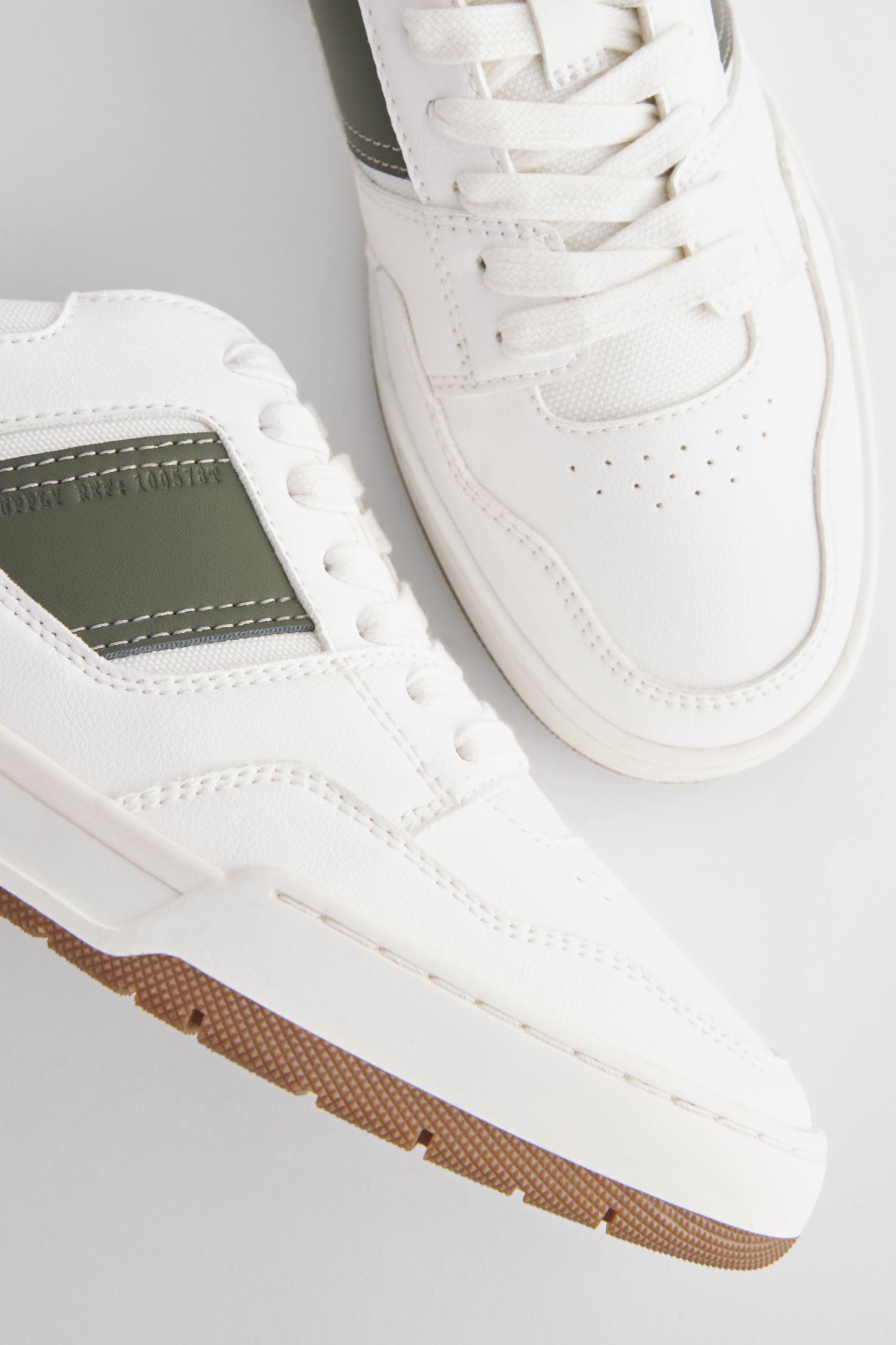 Cool deals casual trainers