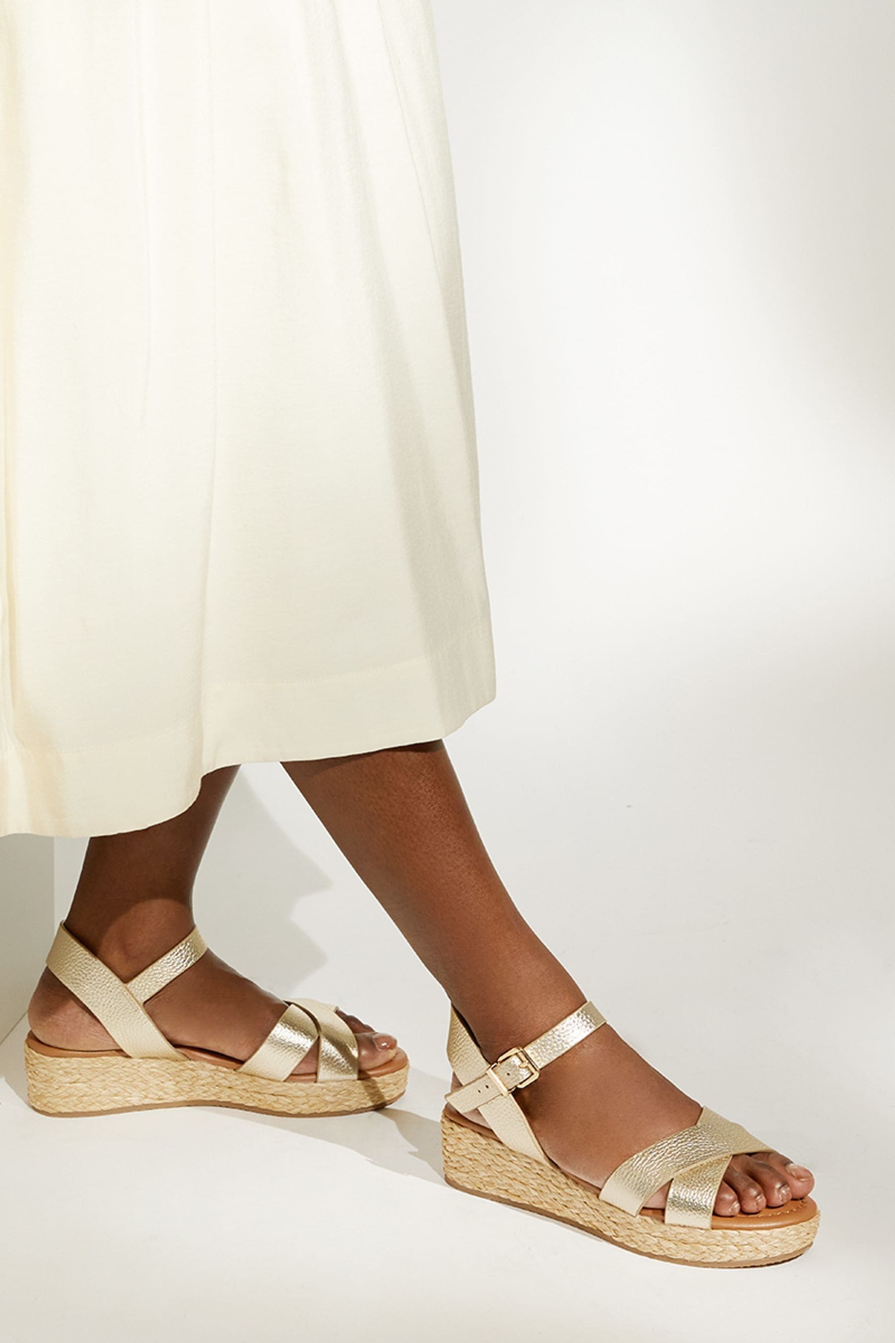 Gold flatforms uk deals