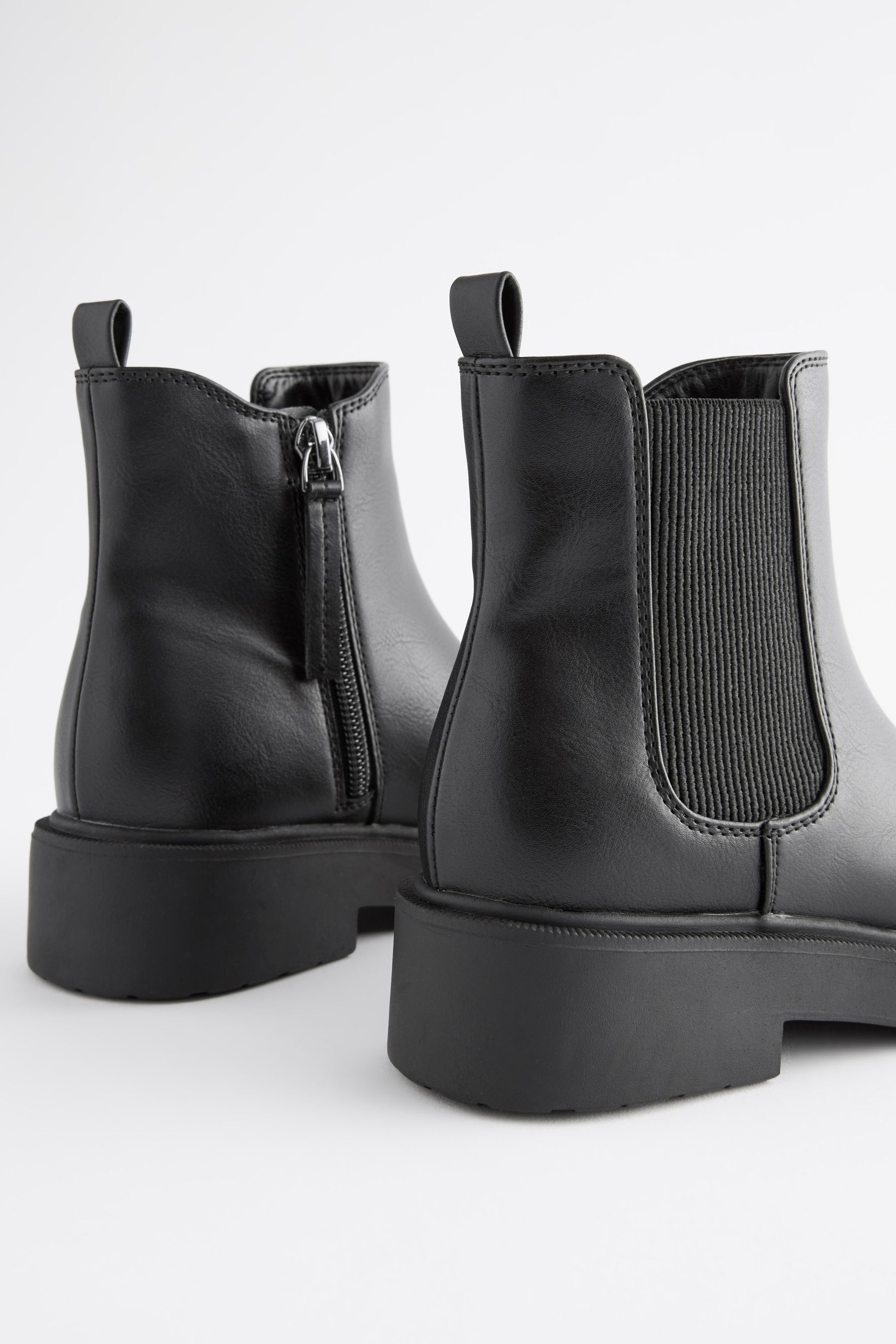 Matte black chelsea boots online