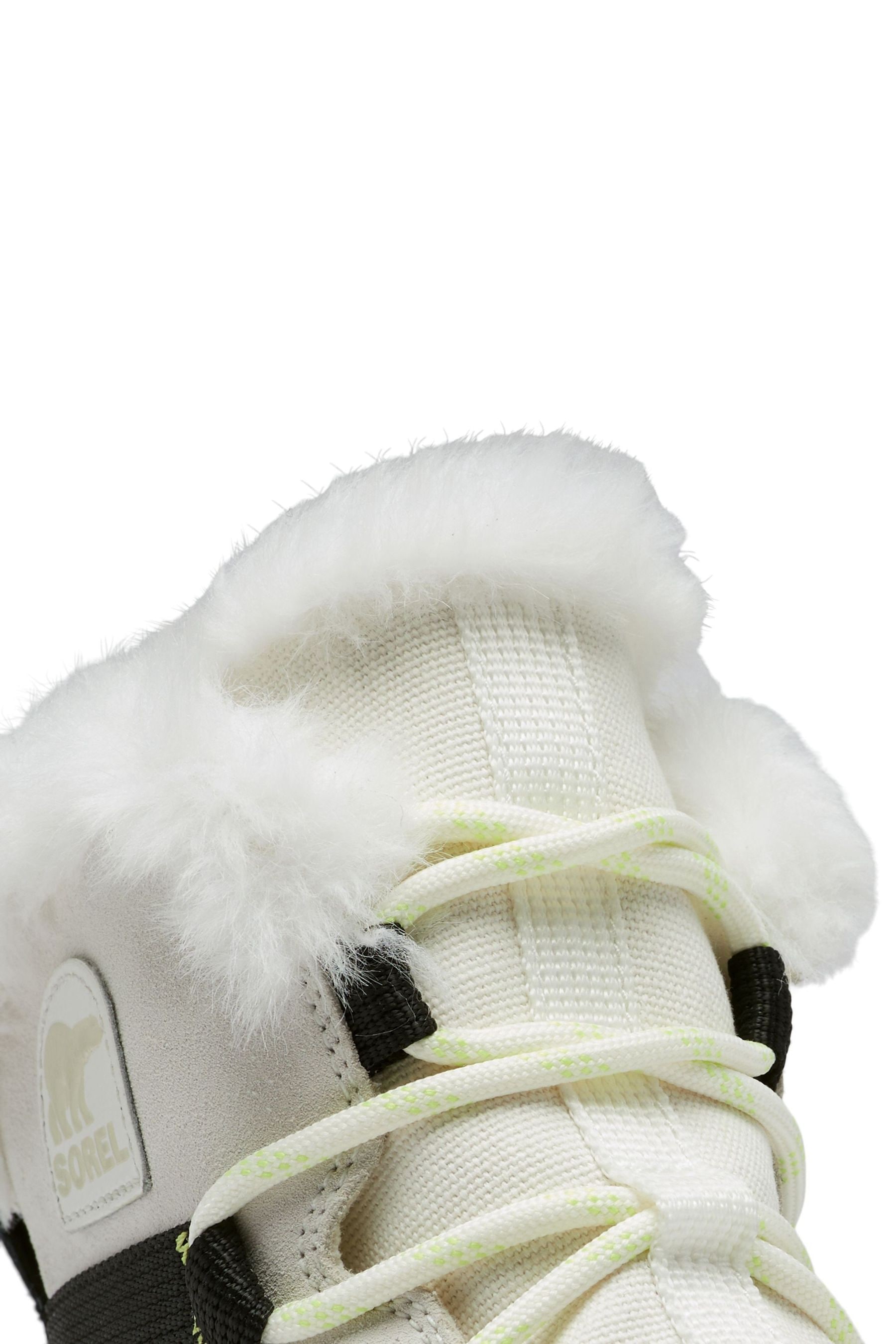 White sorel boots with fur on sale