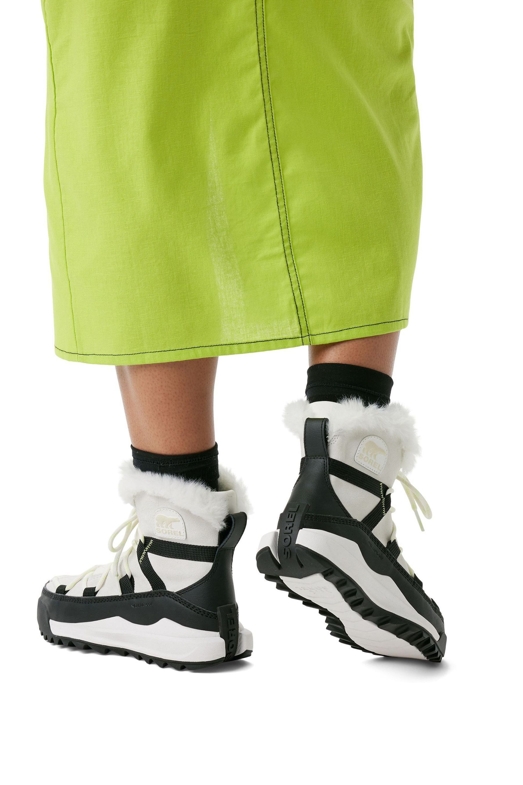 Waterproof hotsell white boots