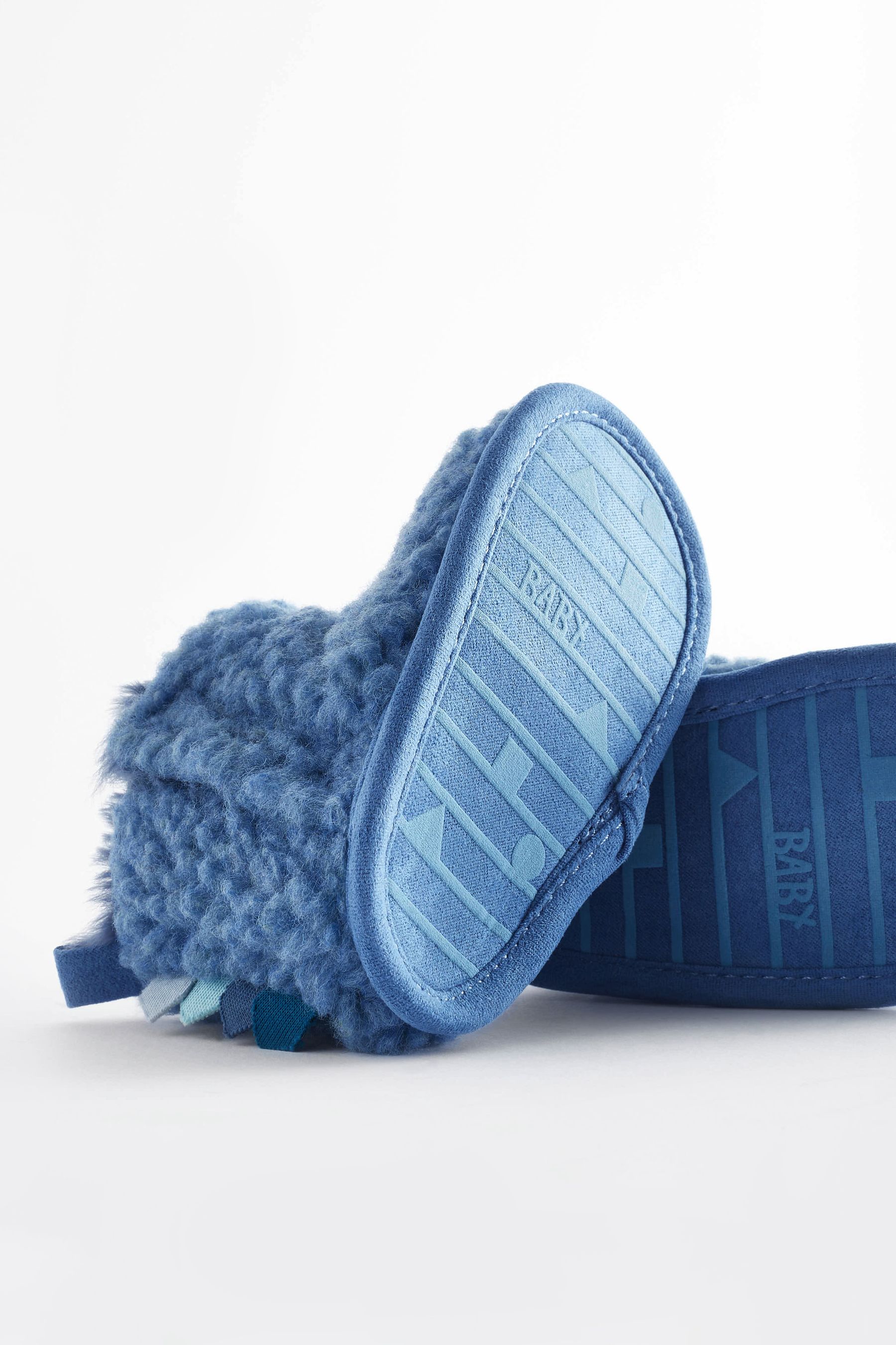 Ugg slippers cheap baby blue