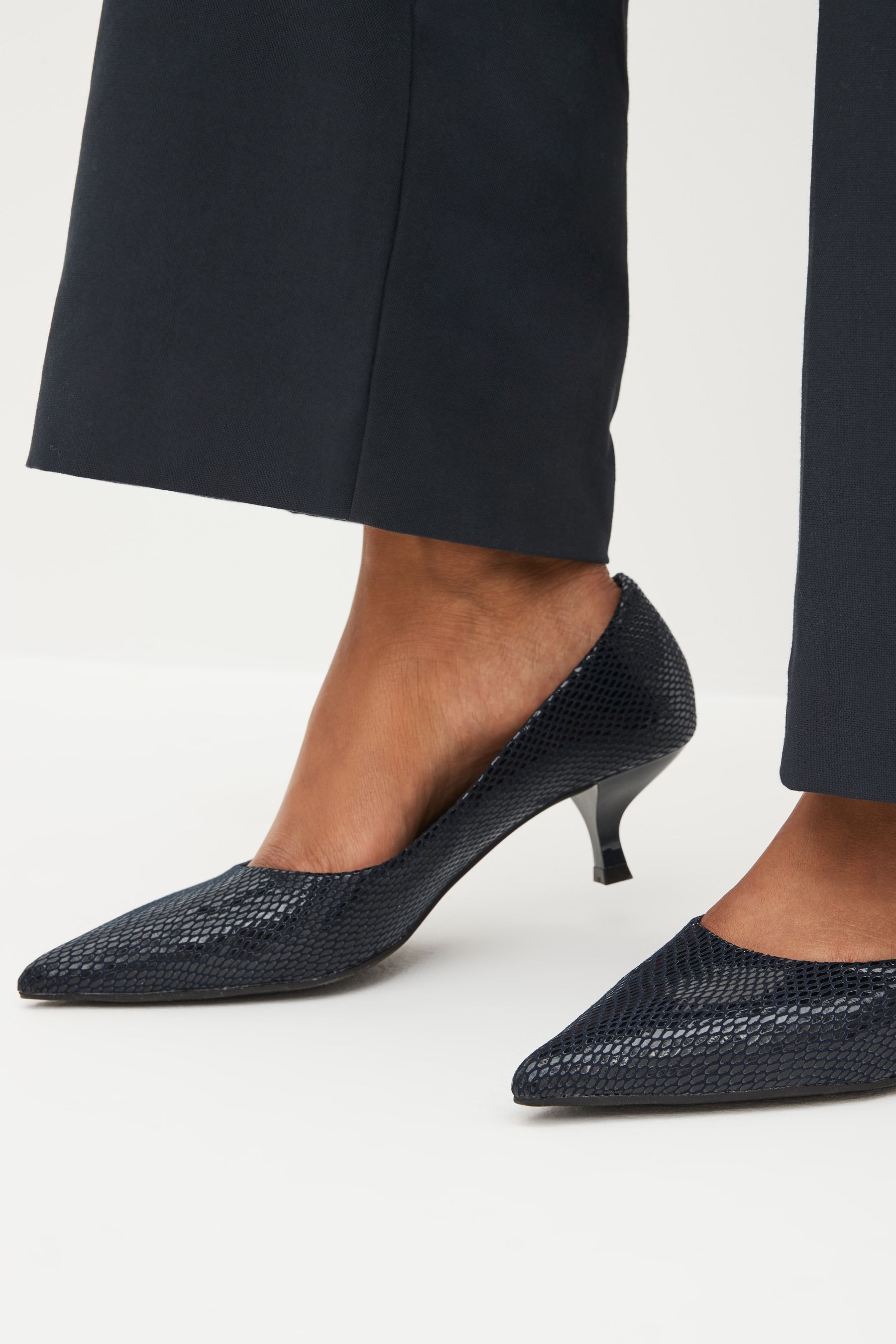Next shop navy pumps