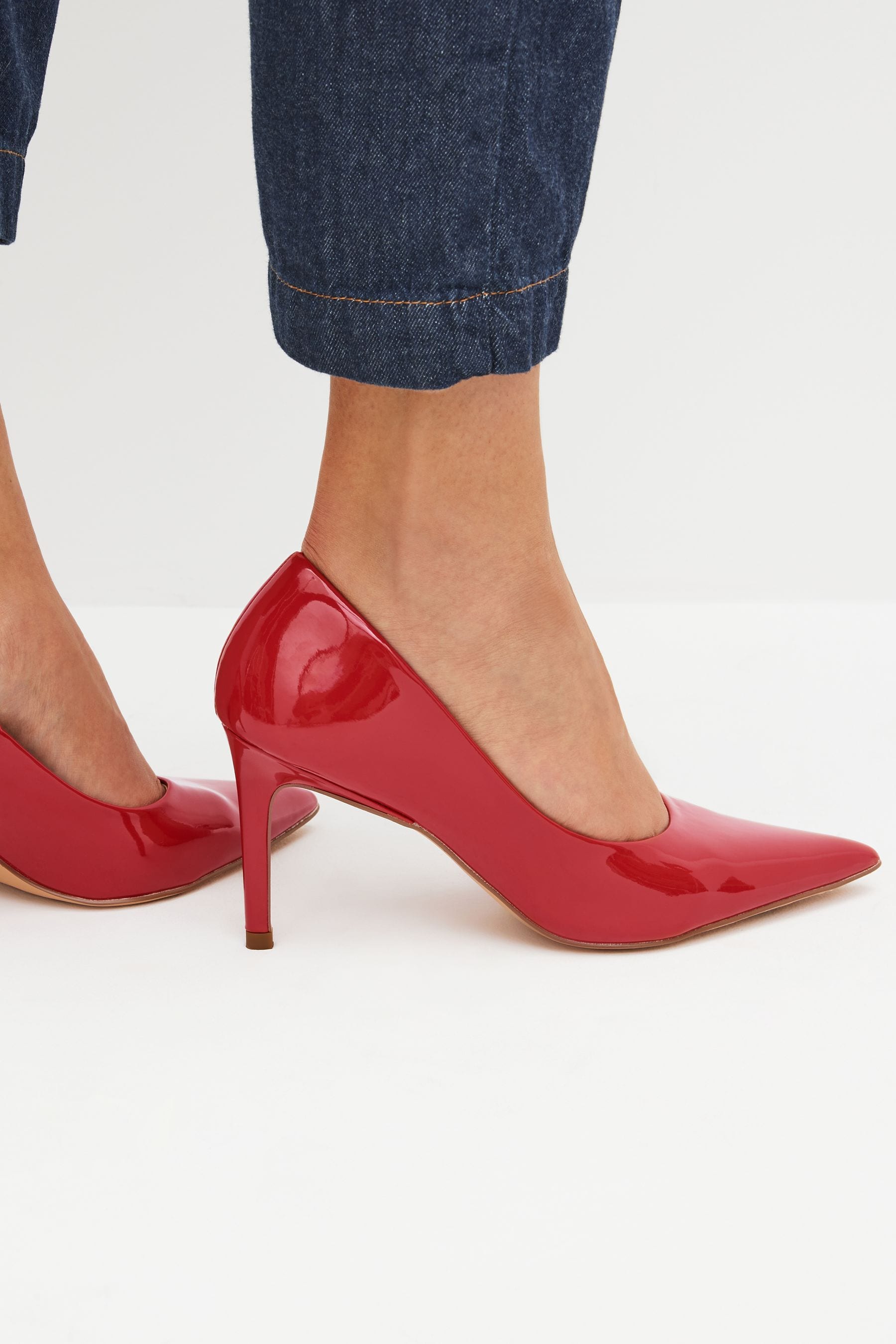 Red mid cheap heels uk
