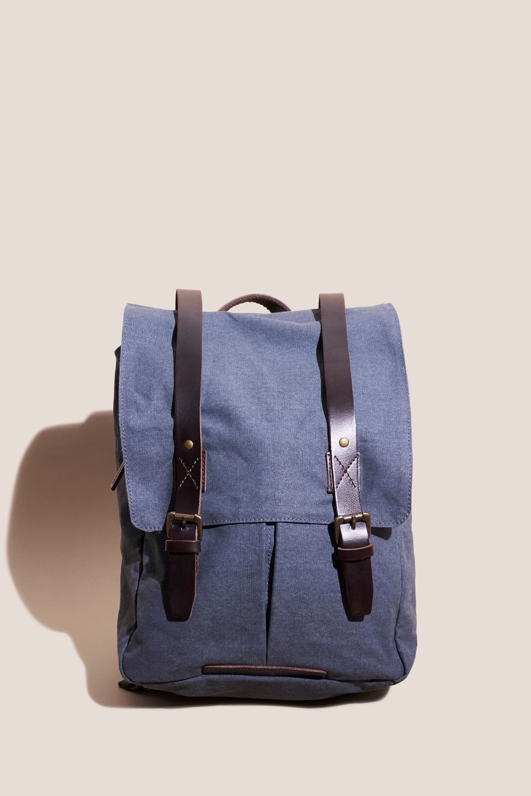 White stuff man bag store