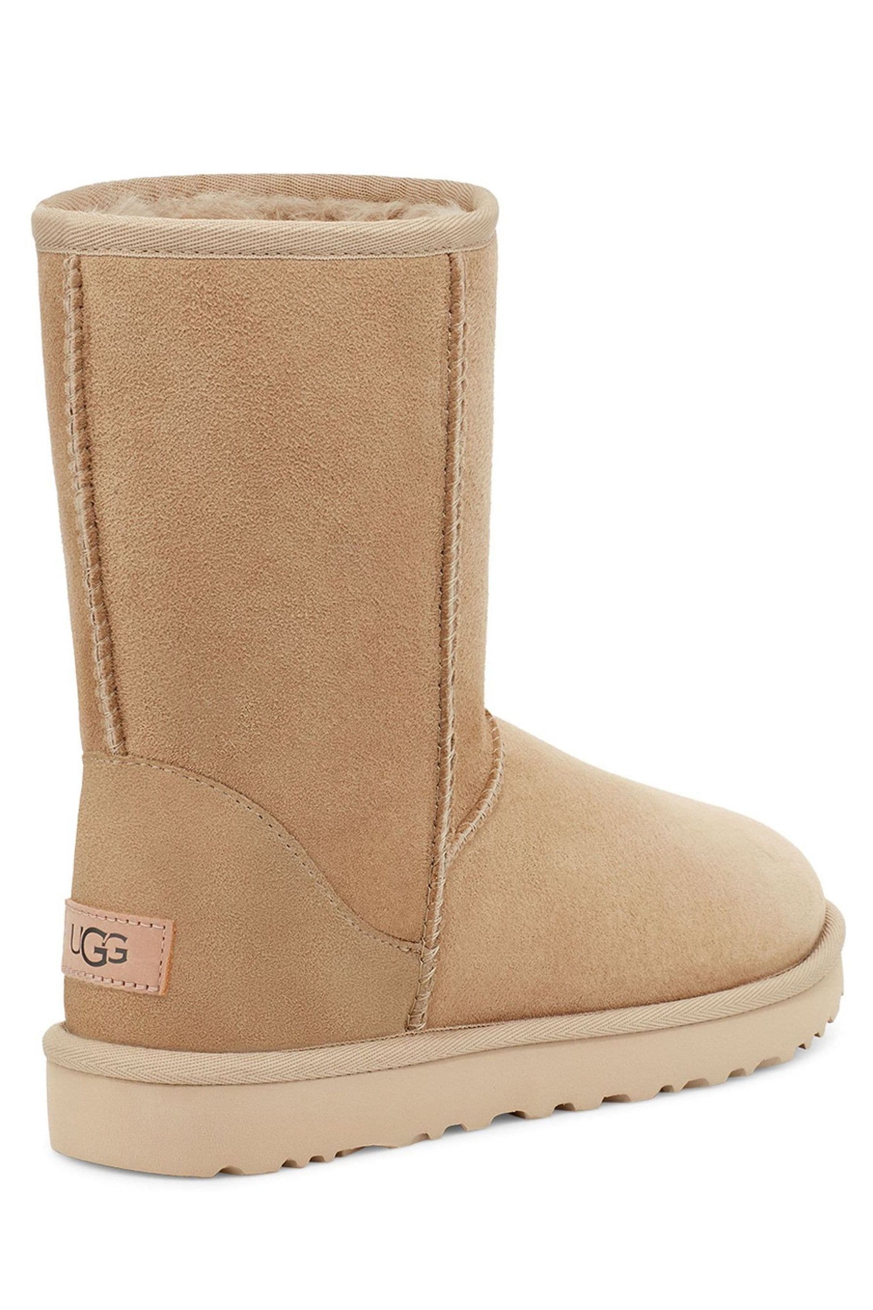 Ugg sales boots beige