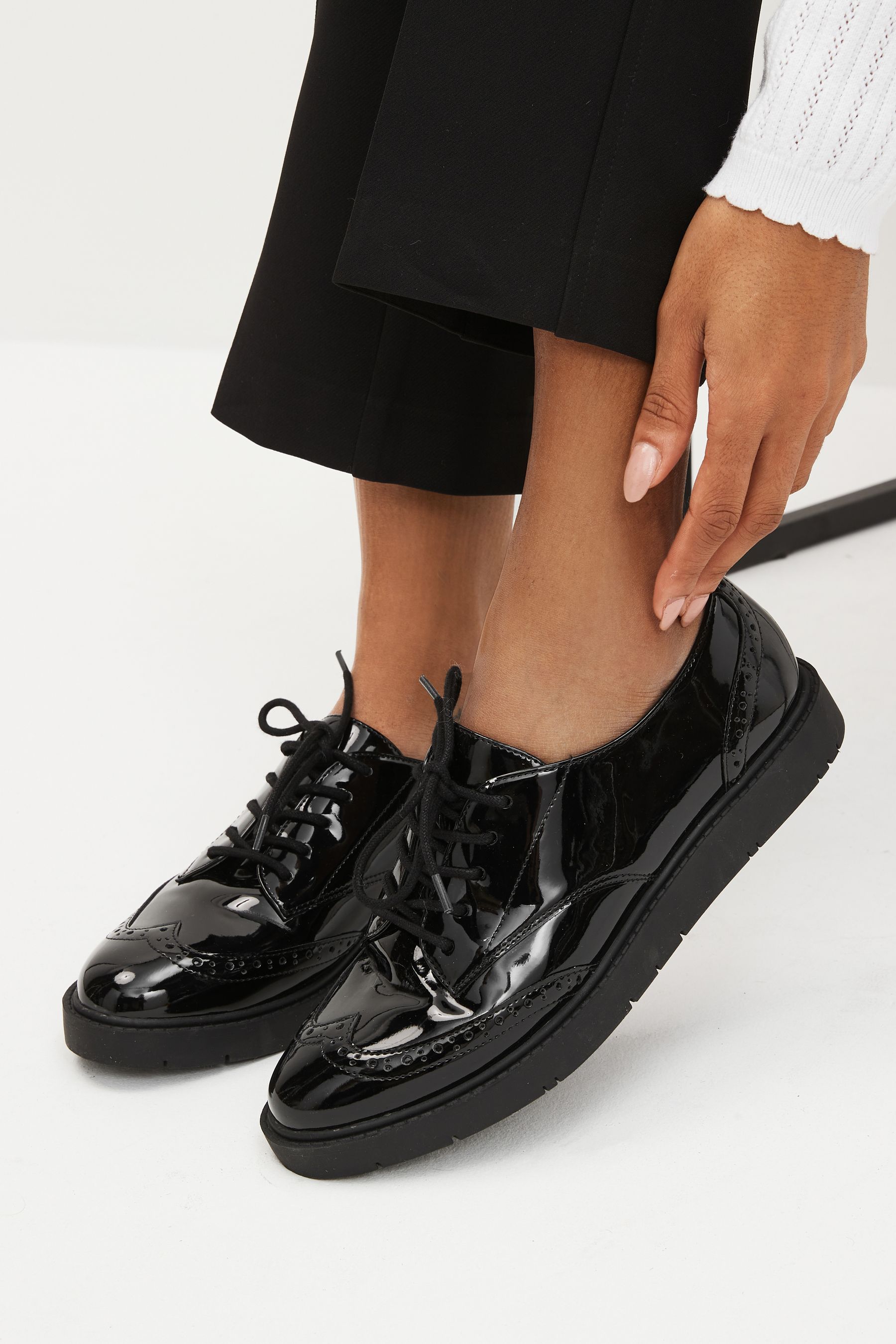 Chunky shop patent brogues