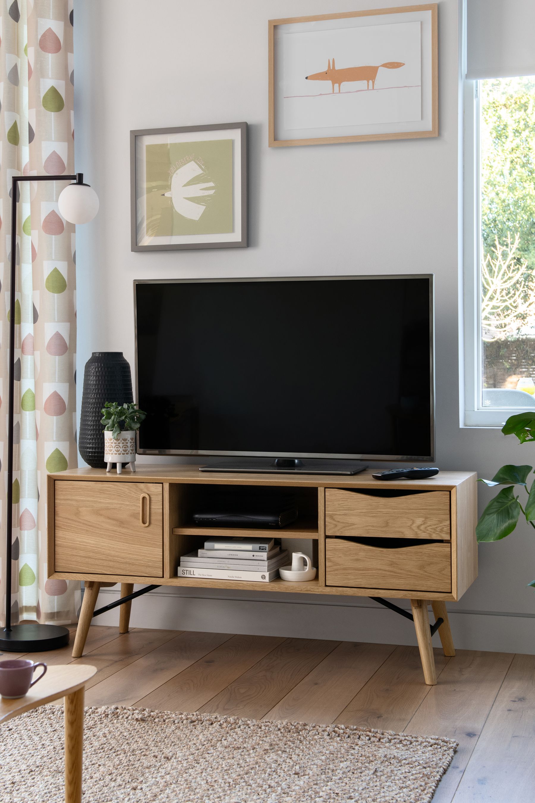 Oak nordic hot sale tv cupboard
