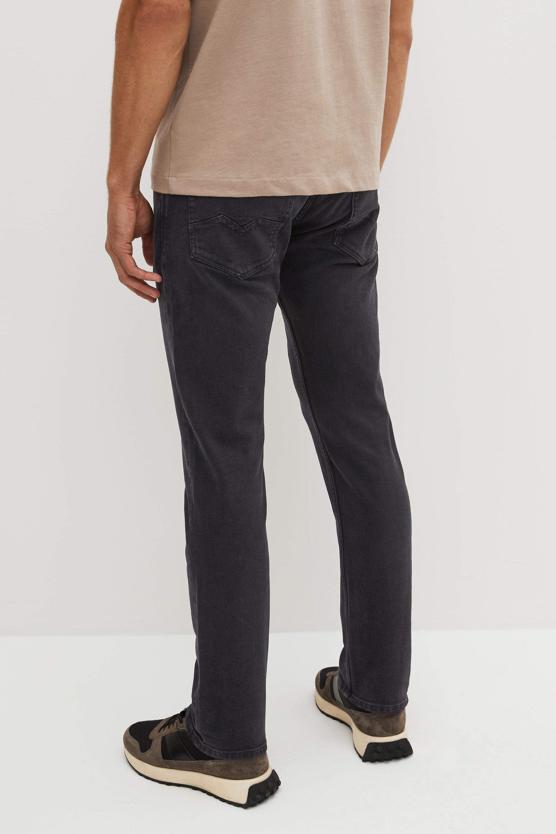 Relaxed straight fit sales jeans
