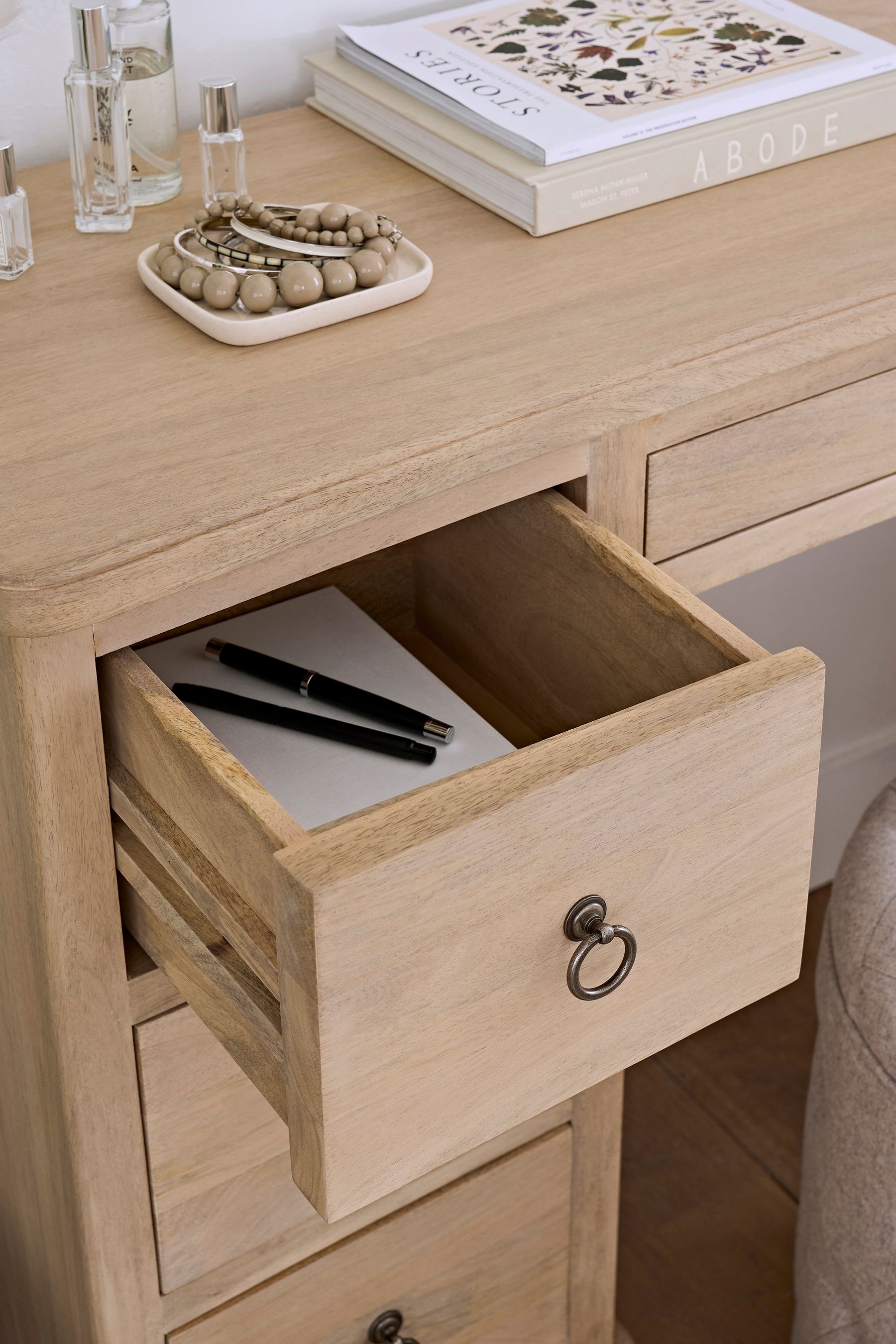 Linon sadie youth vanity set store