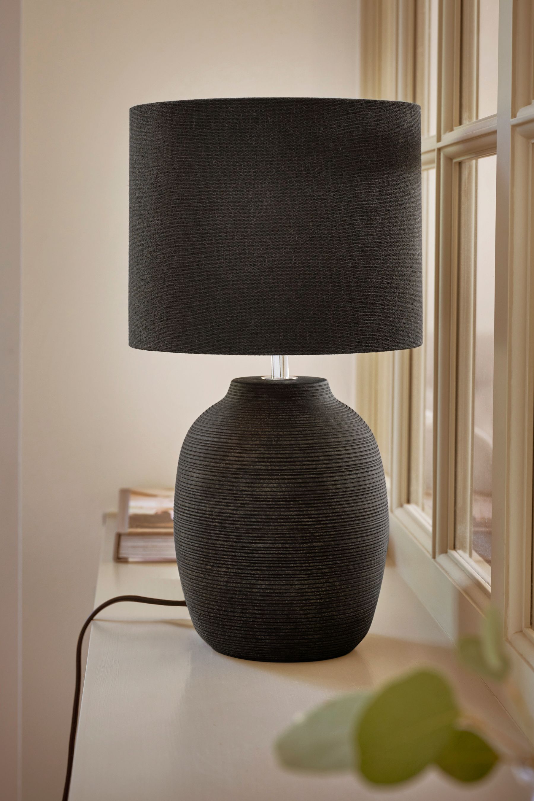 Small black lamp base discount