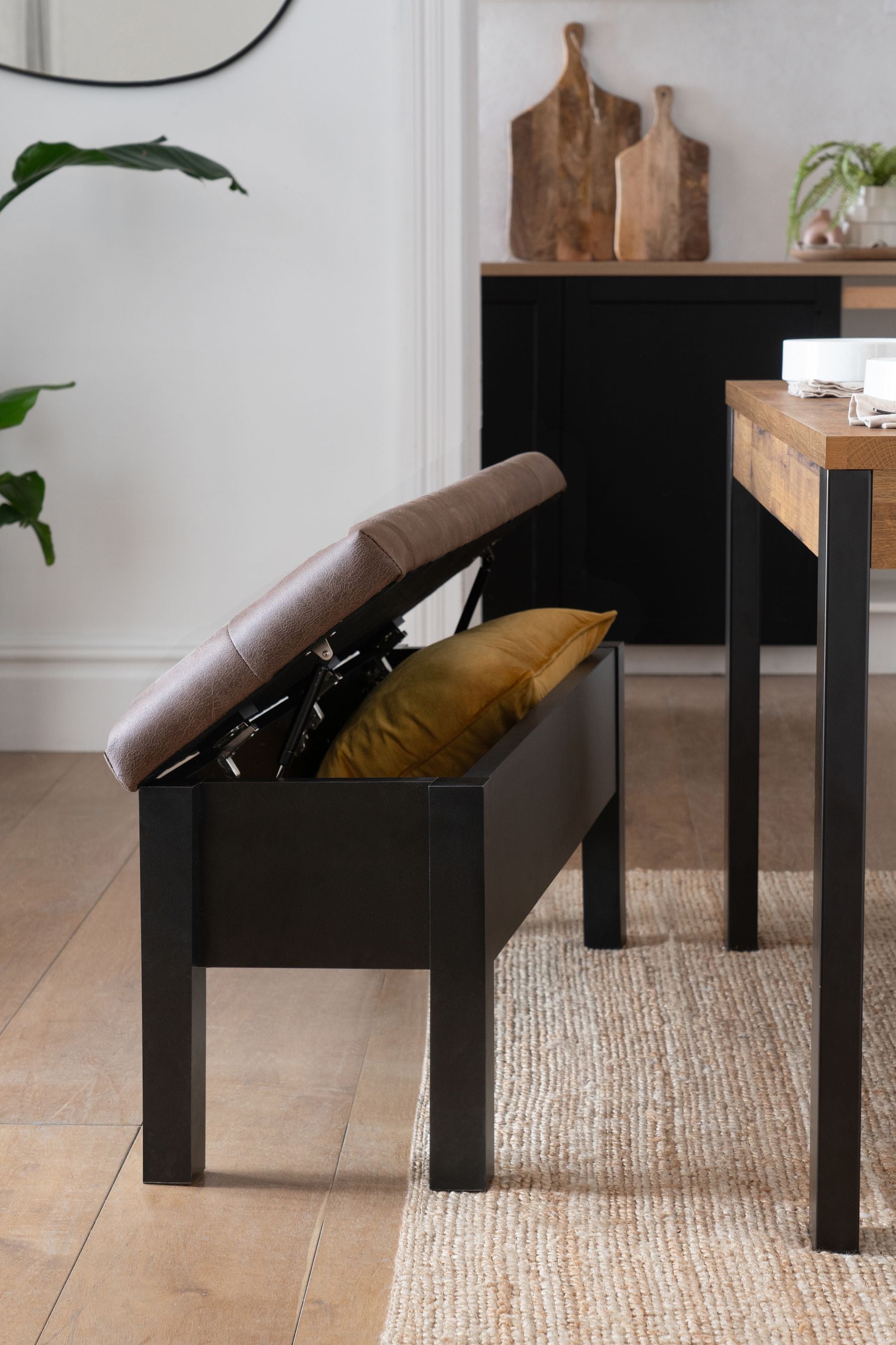 Next storage store bench