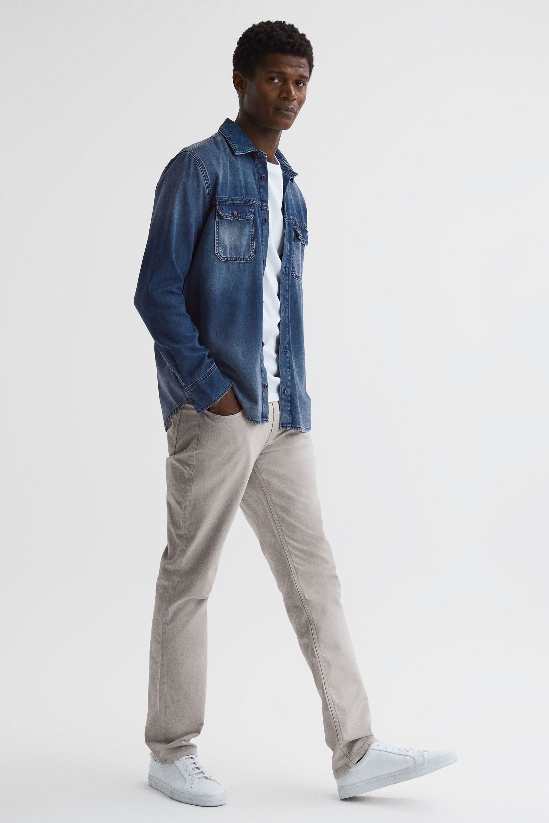 Long sleeve store shirt and jeans
