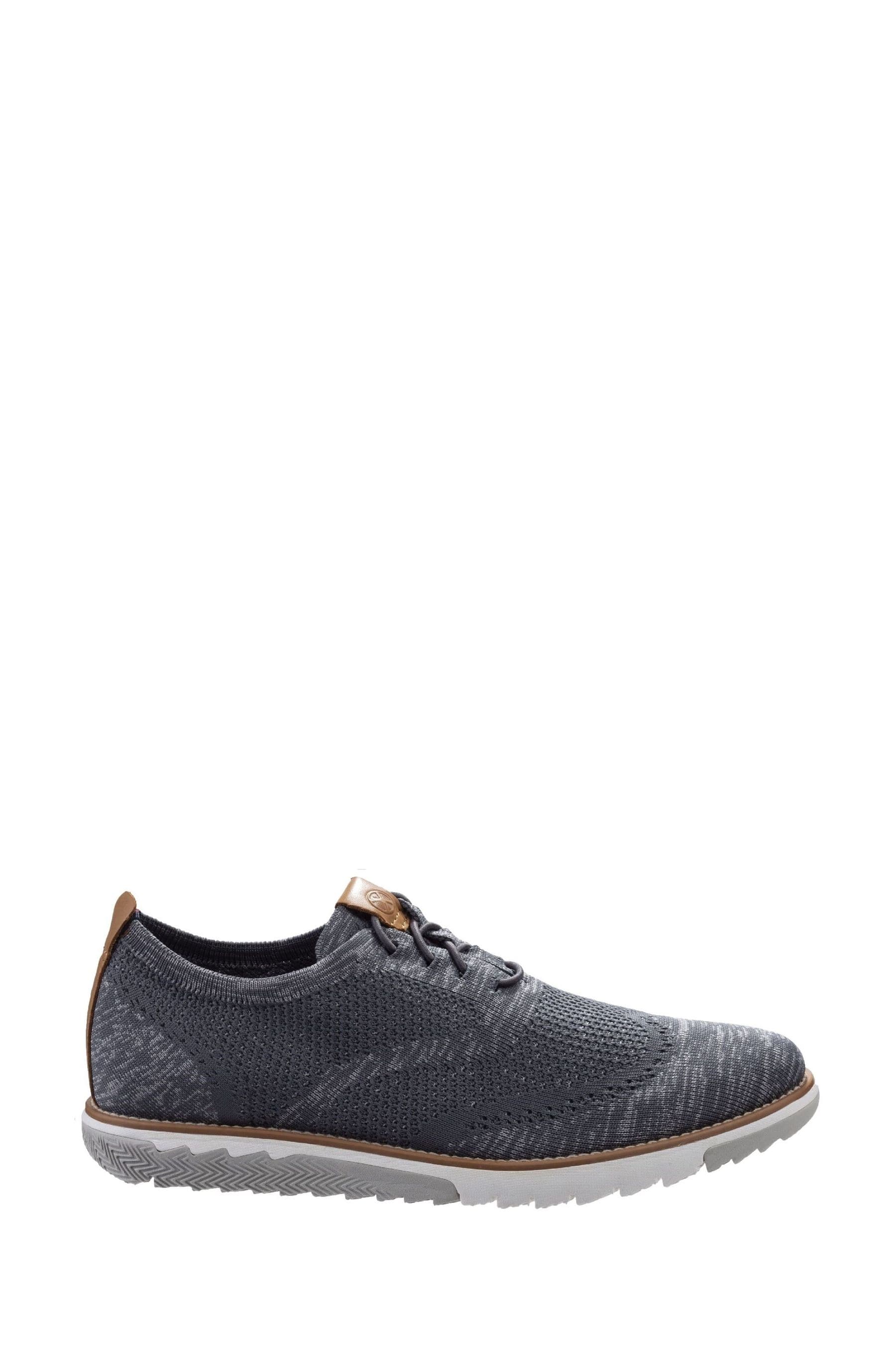Hush puppies cheap wingtip
