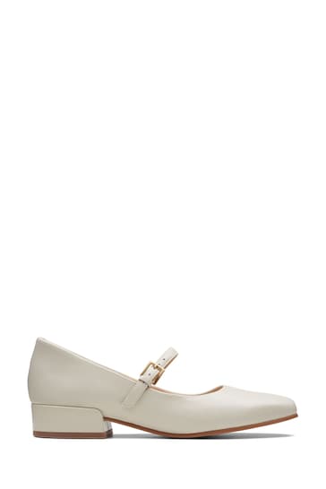 Clarks Cream Ivory Leather Seren30 Buckle Shoes