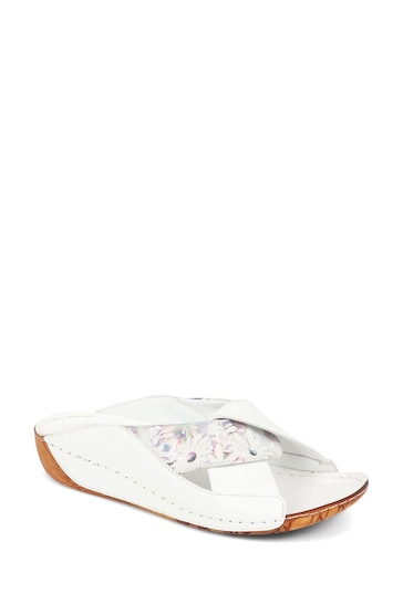 Pavers Casual Mule White Wedges