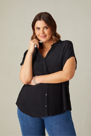 Live Unlimited Curve Frill Collar Sleeveless Black Blouse