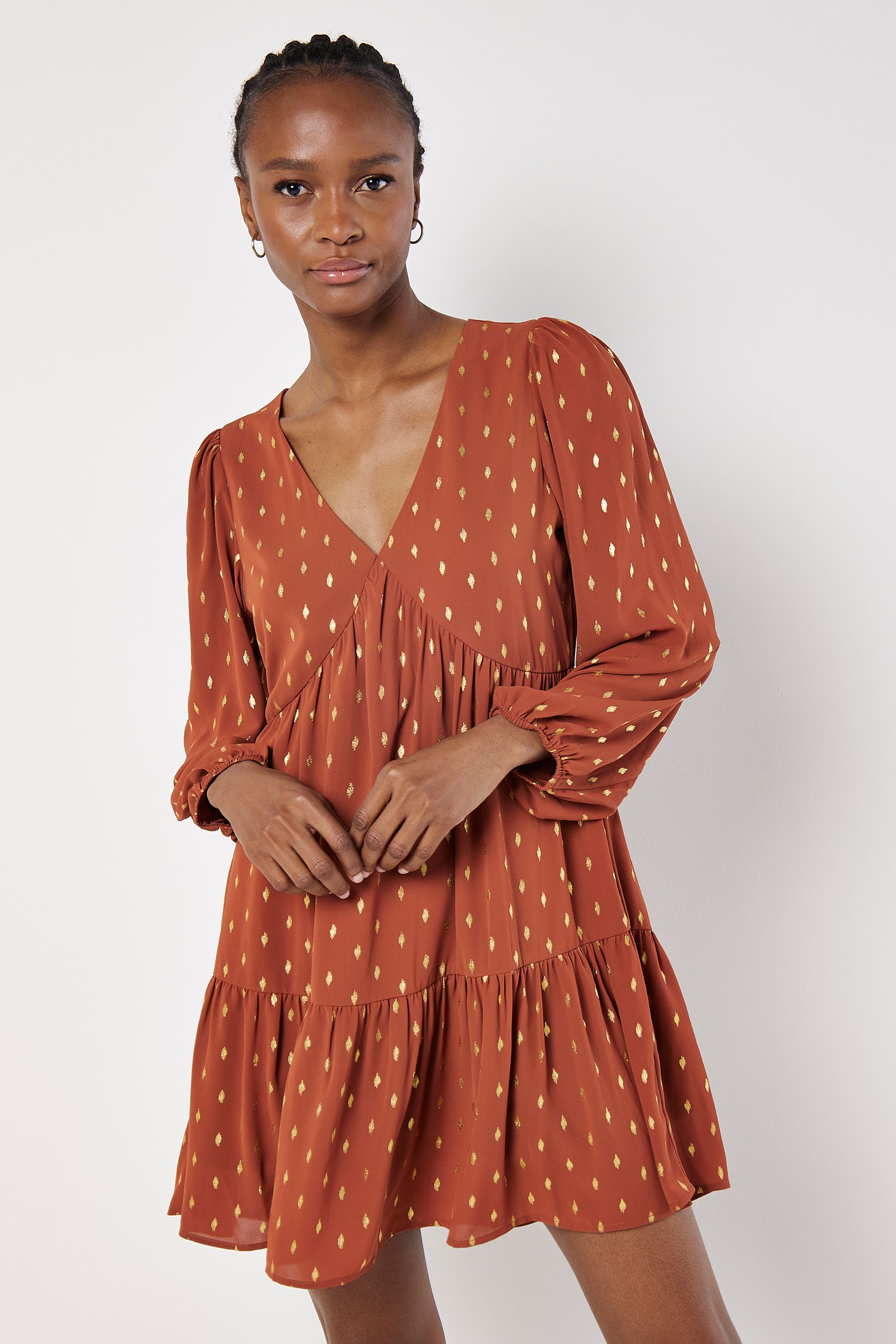 Apricot red dress clearance