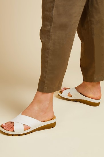Pavers Crossover Mule White Sandals