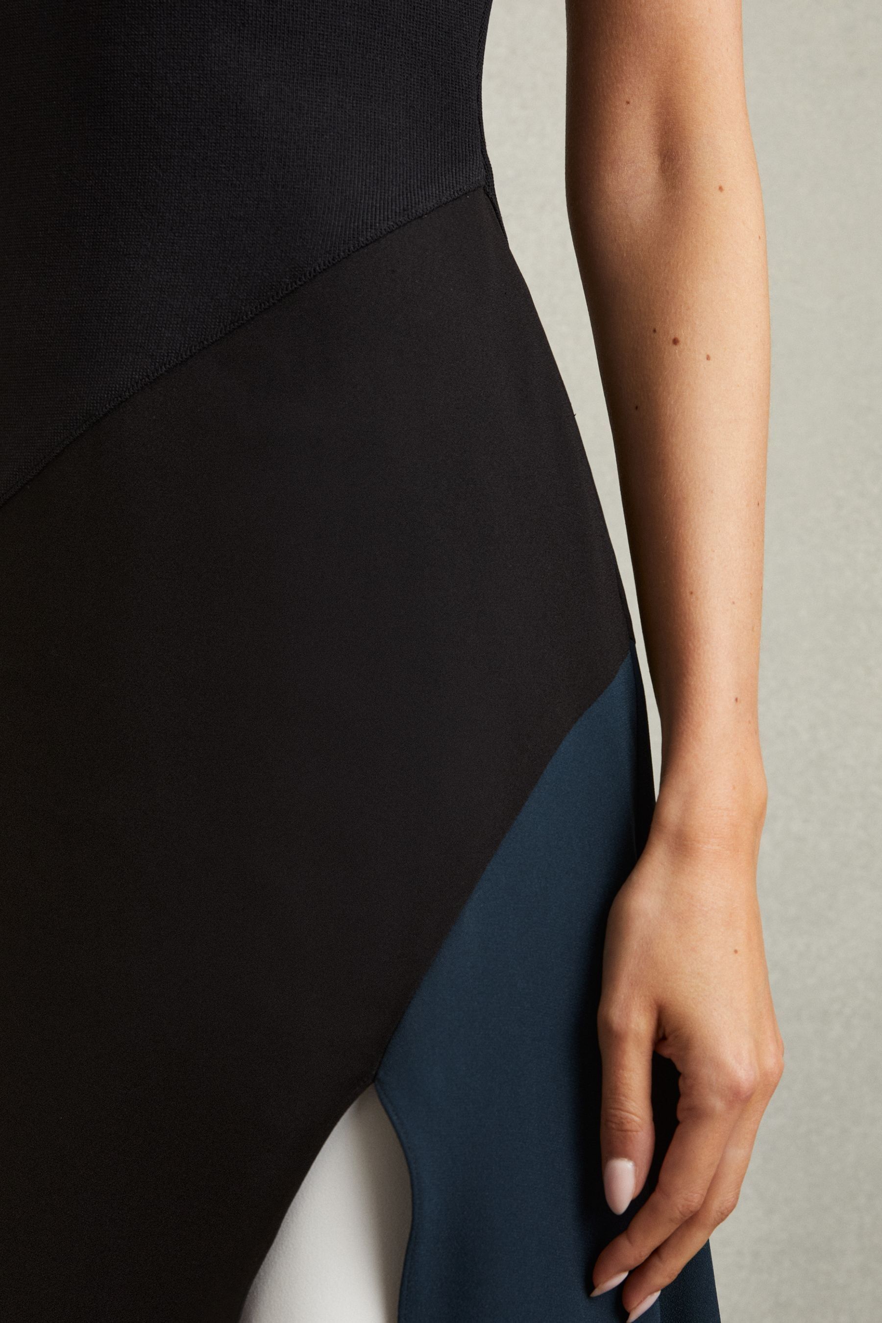 Buy Reiss Black Faro Block Colour Crepe Midi Dress from the Next UK online shop