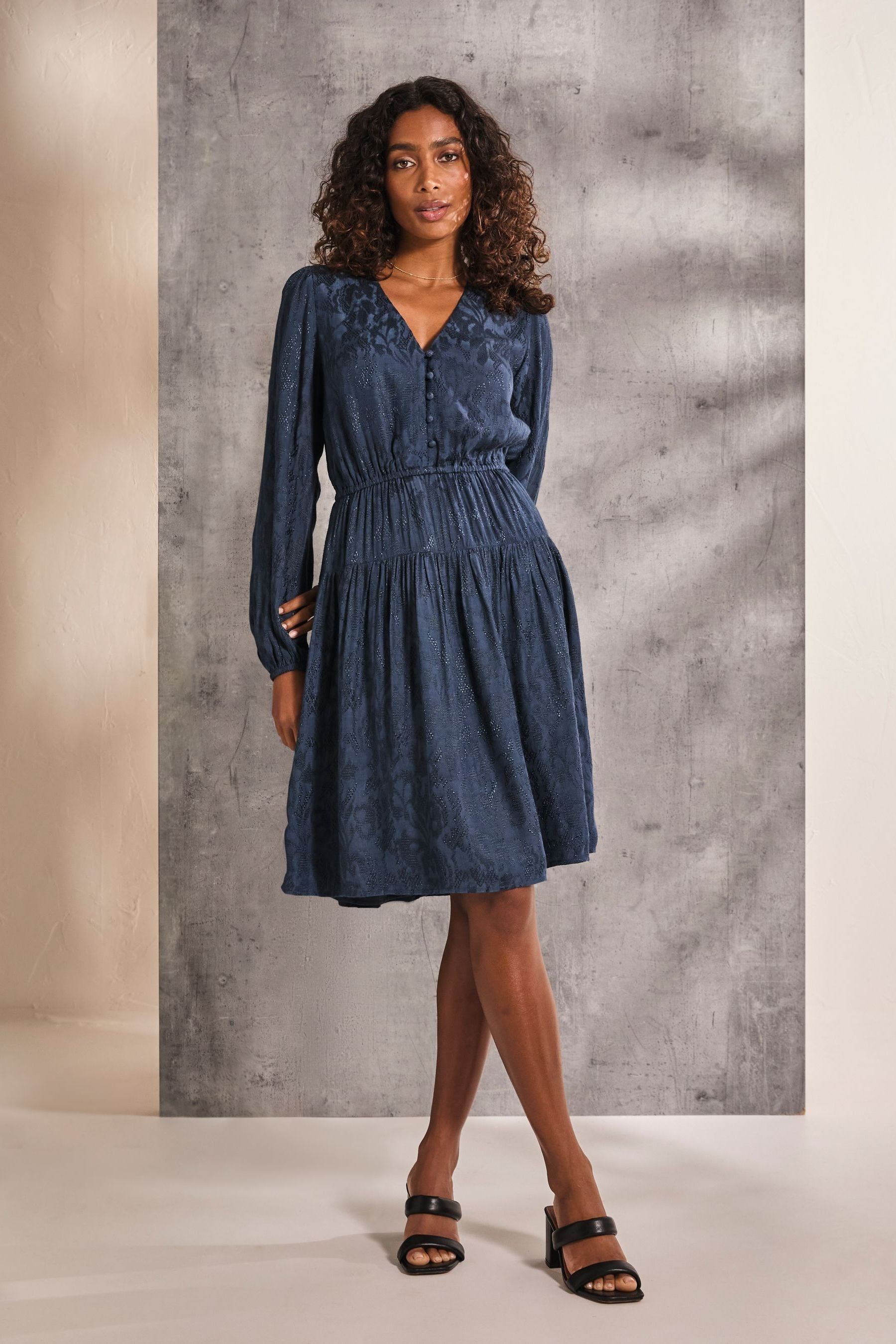 Chi chi gail dress cheap