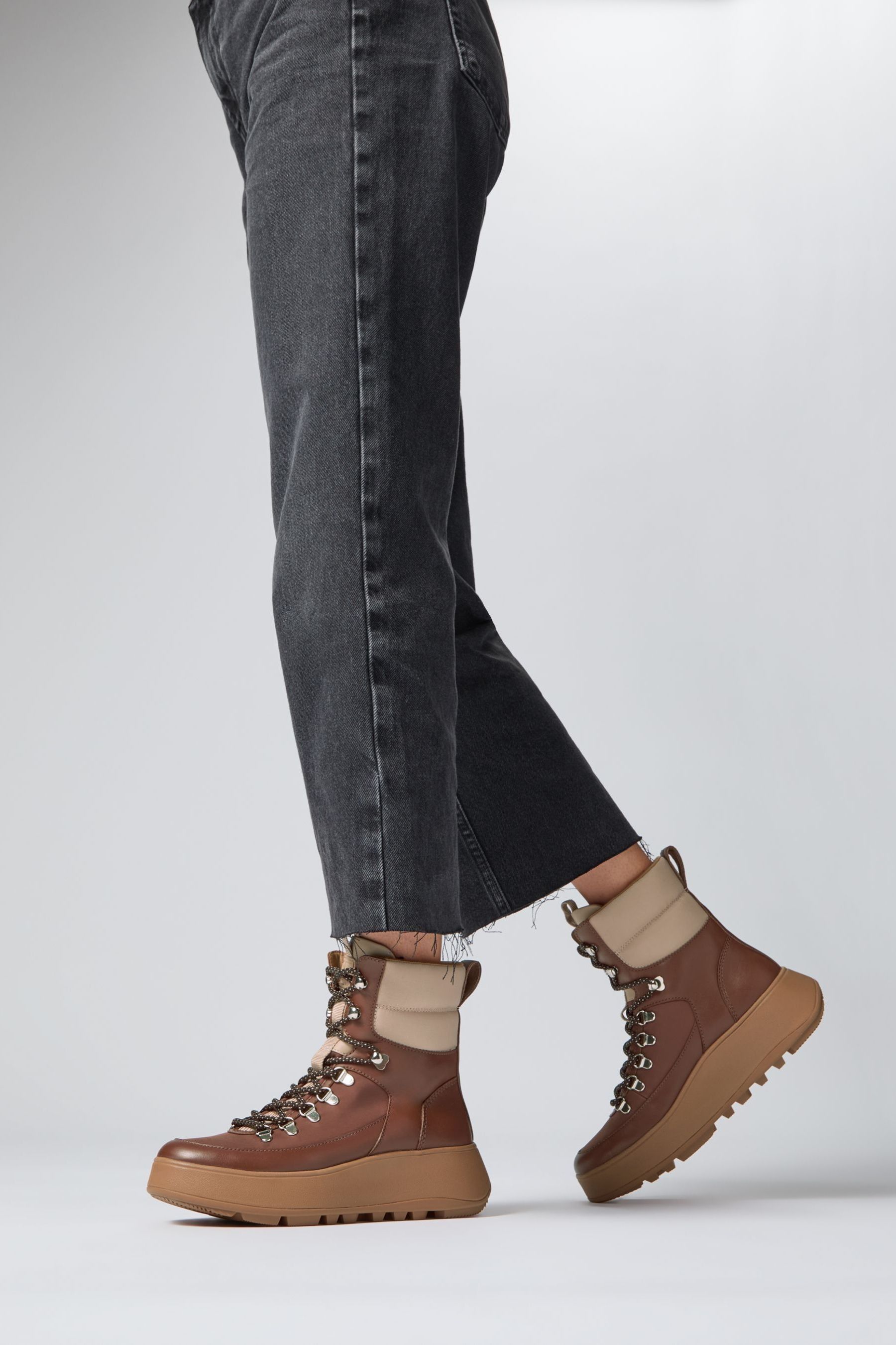 Fitflop brown boots discount