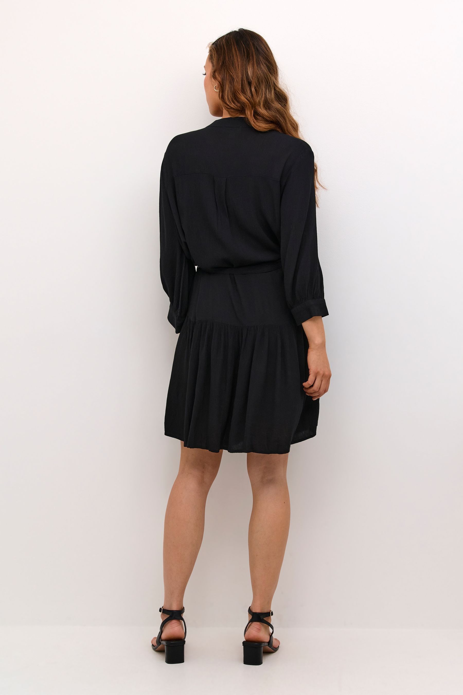 Black dress above knee cheap