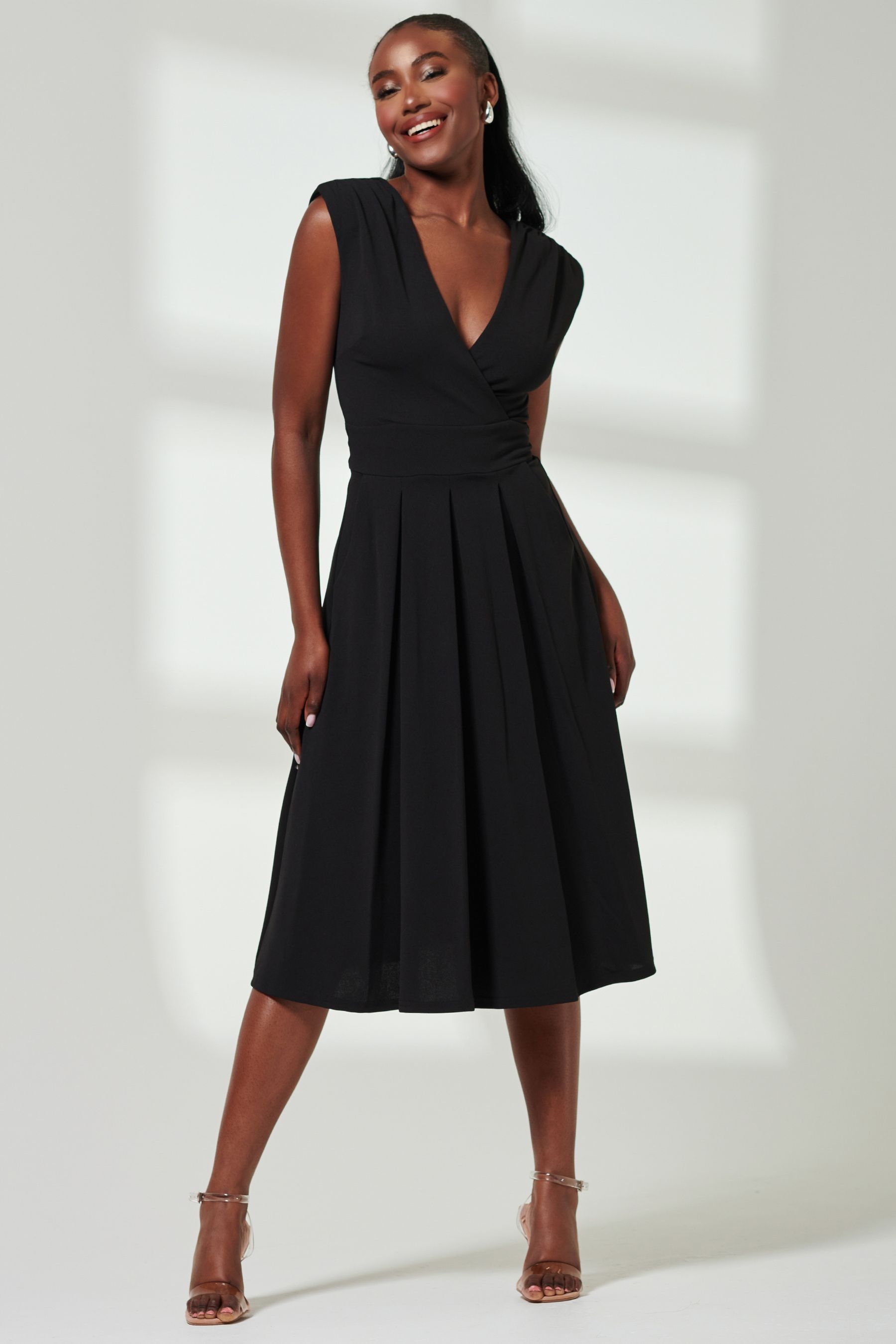 Black dress pleated shop
