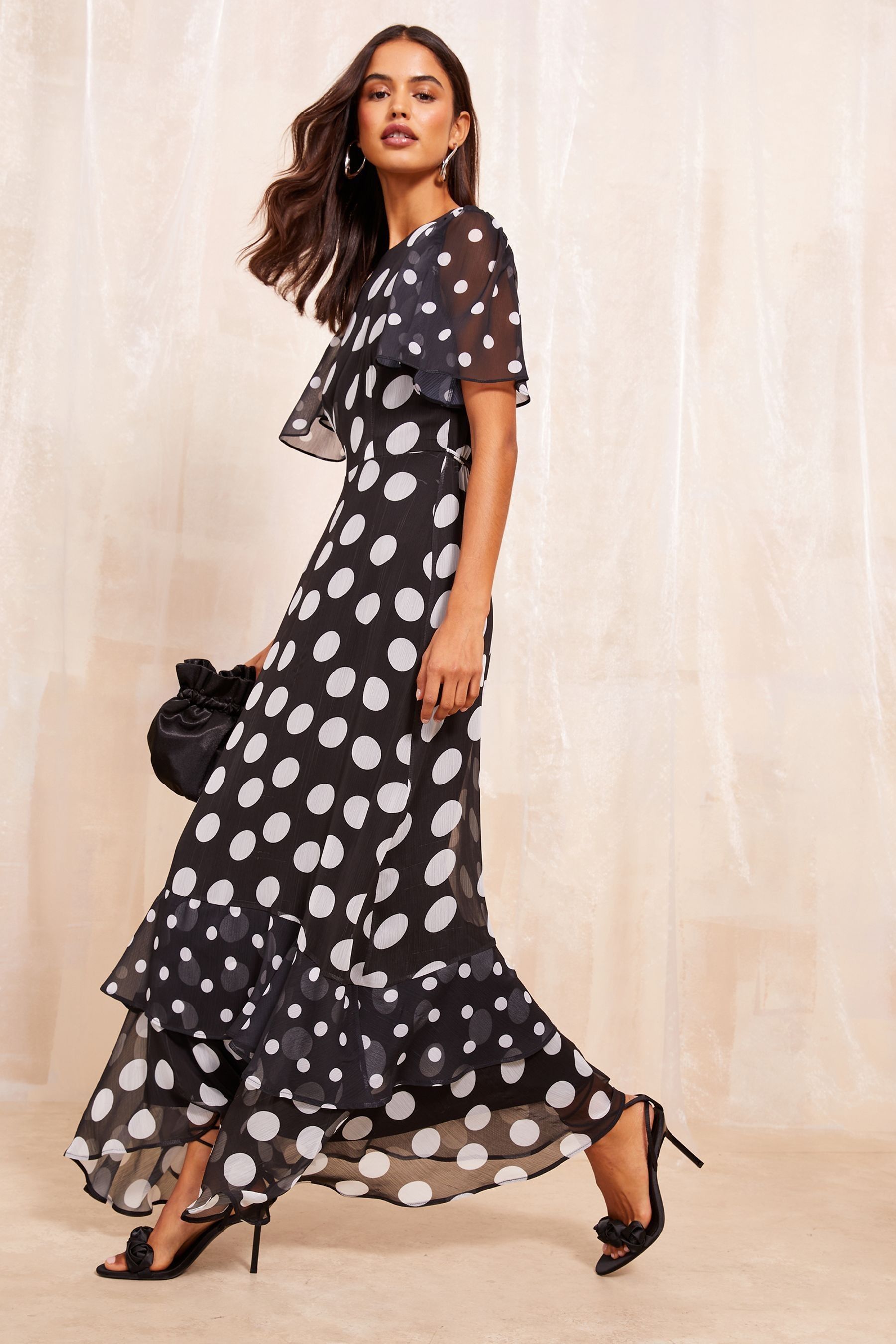 Black and white chiffon dress cheap