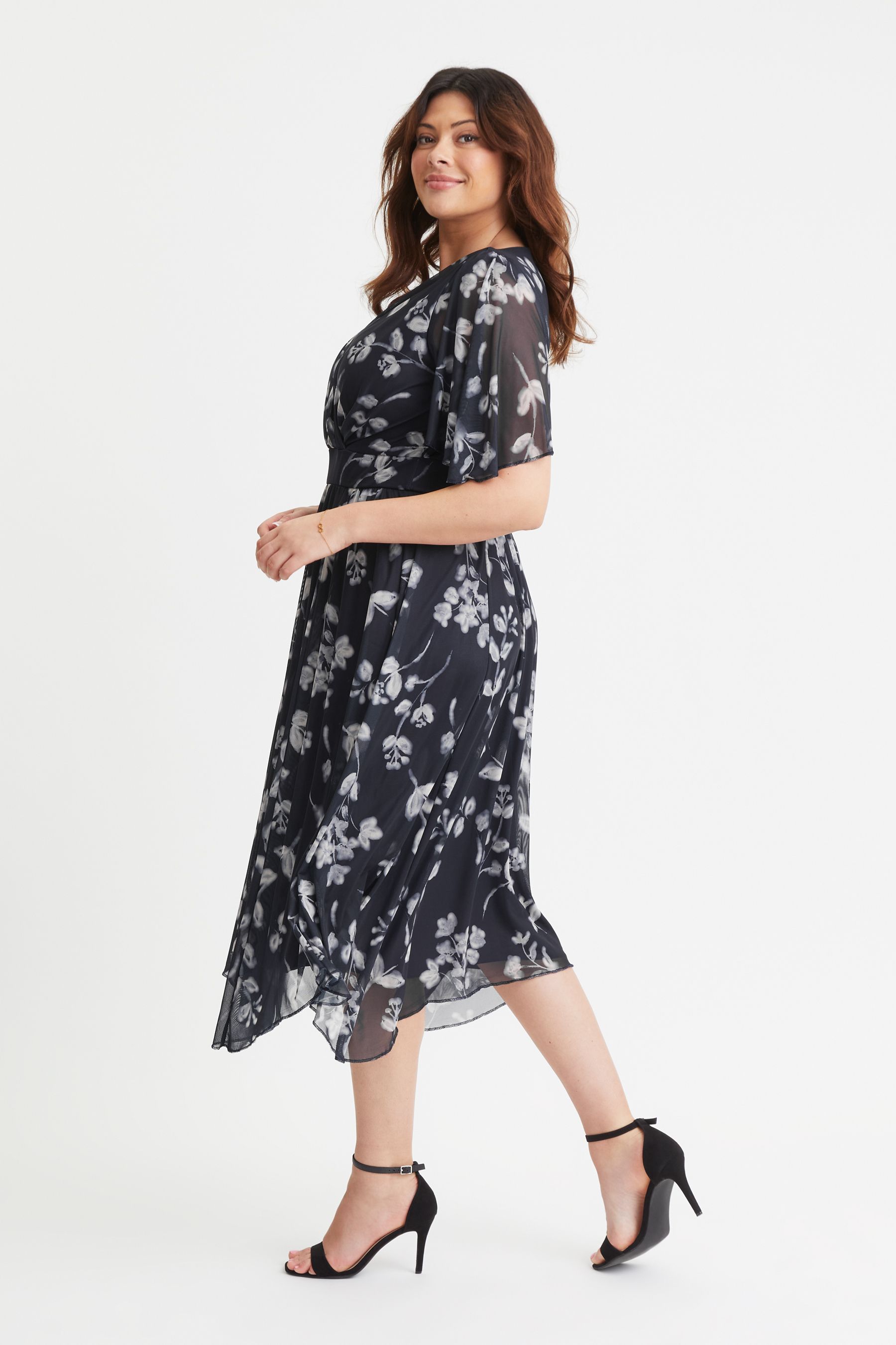 Black and wine dress online