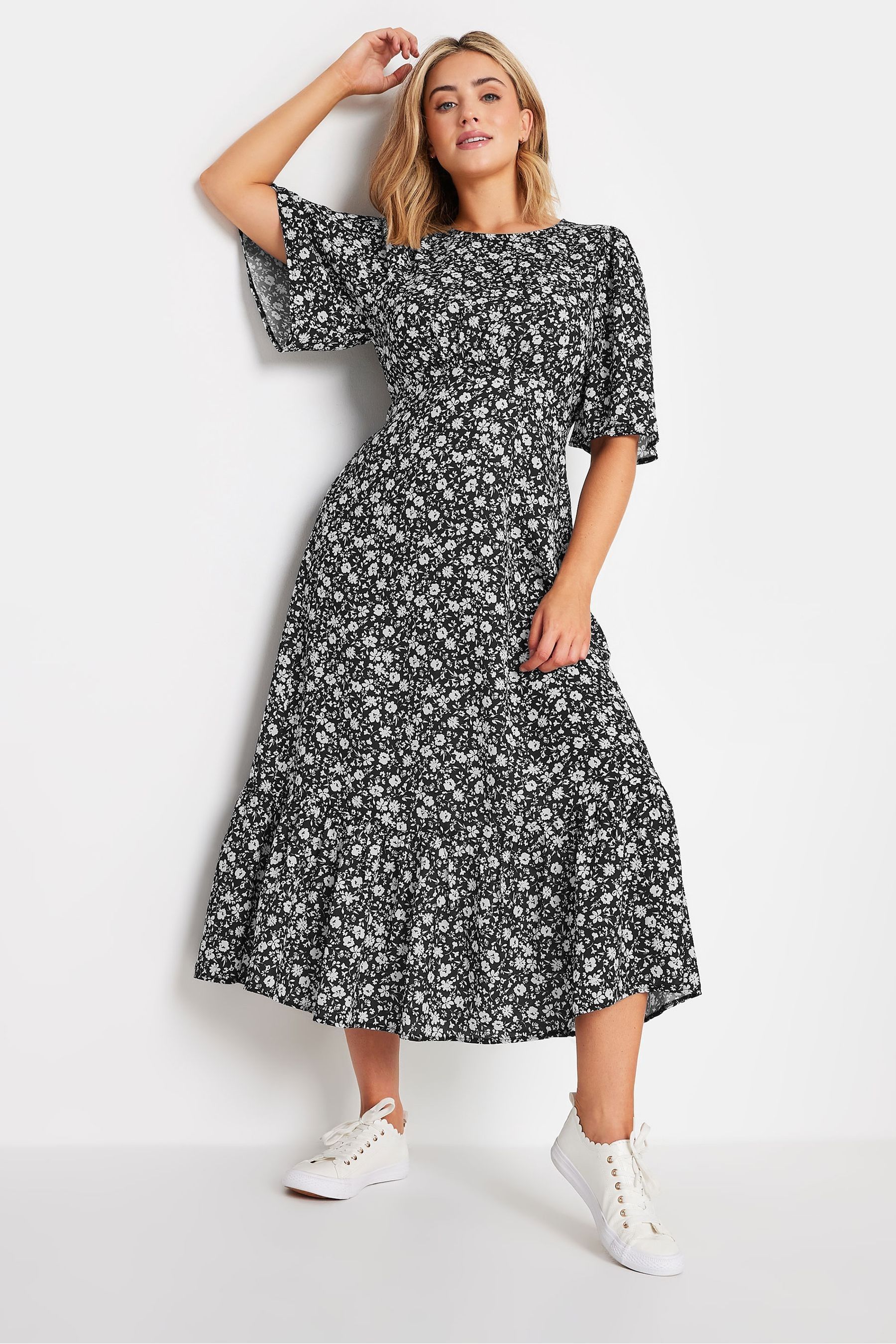 M Co Black Ditsy Floral Print Short Sleeve Midi Dress